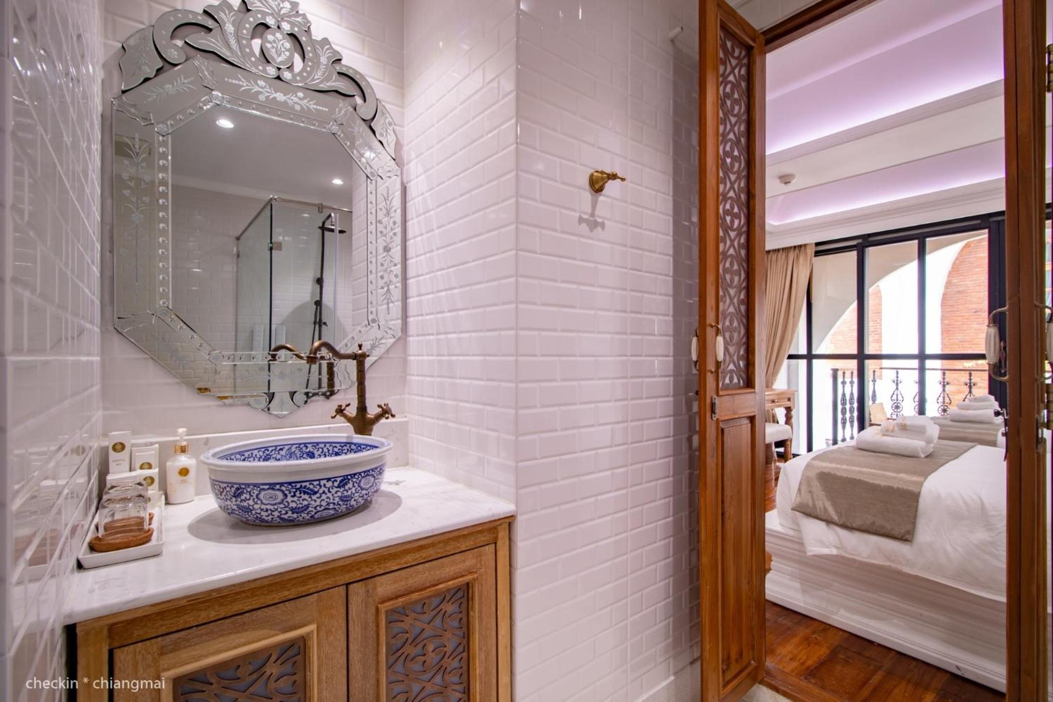 Lanna Oriental Hotel