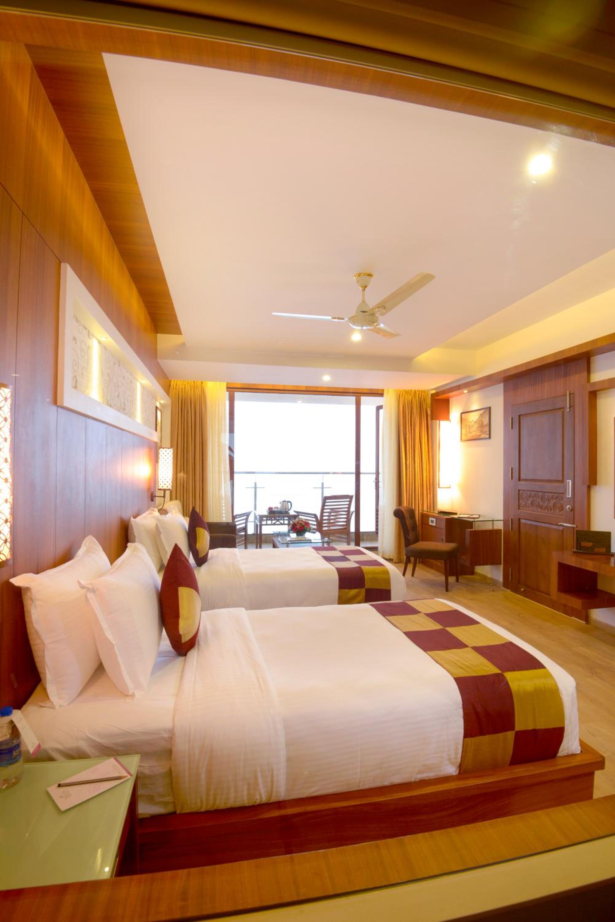 Munnar Vacations - Amber Dale Luxury Hotel  Spa, Munnar - Property Image 3