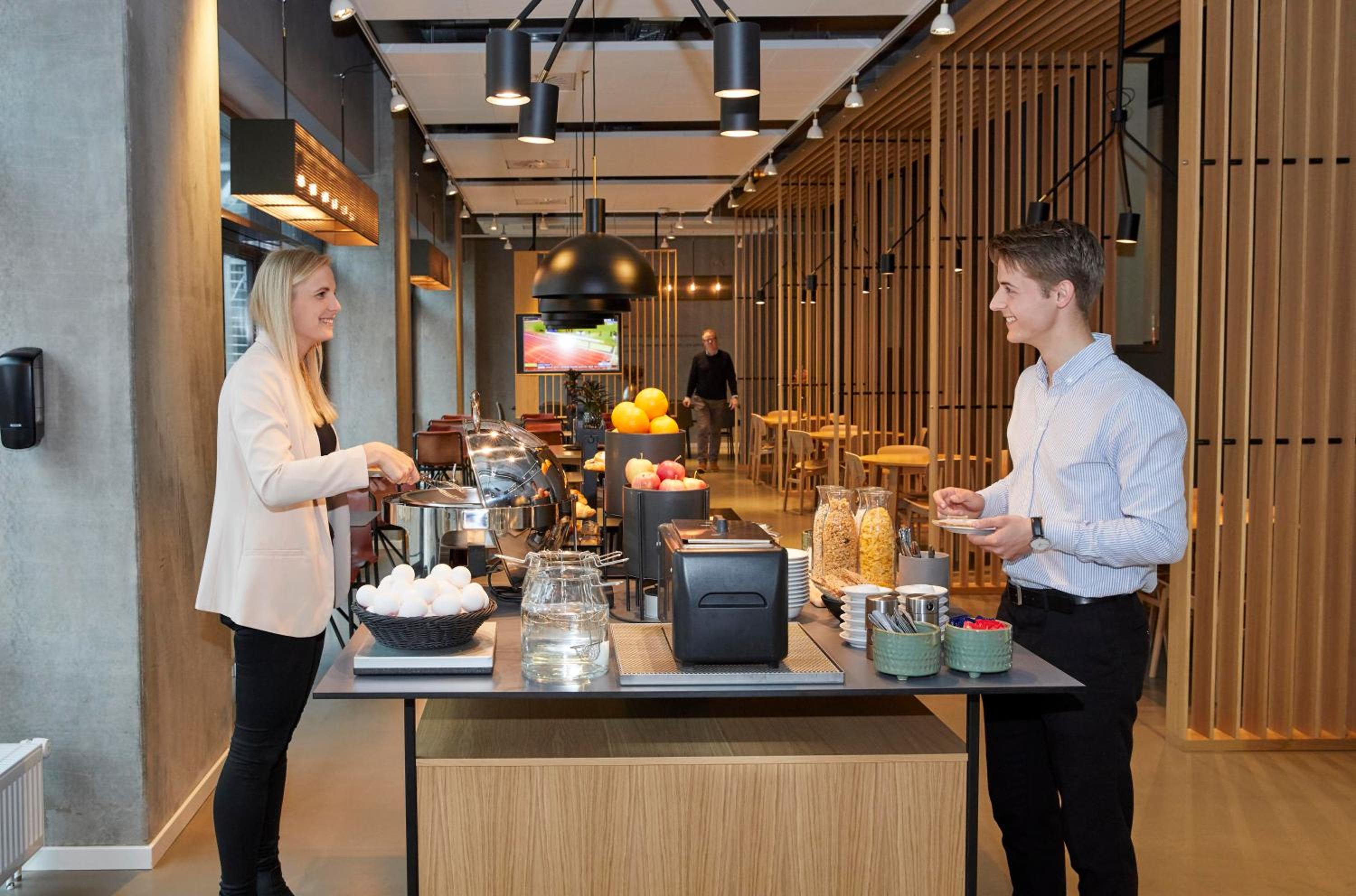 Aalborg Vacations - Zleep Hotel Aalborg - Property Image 6