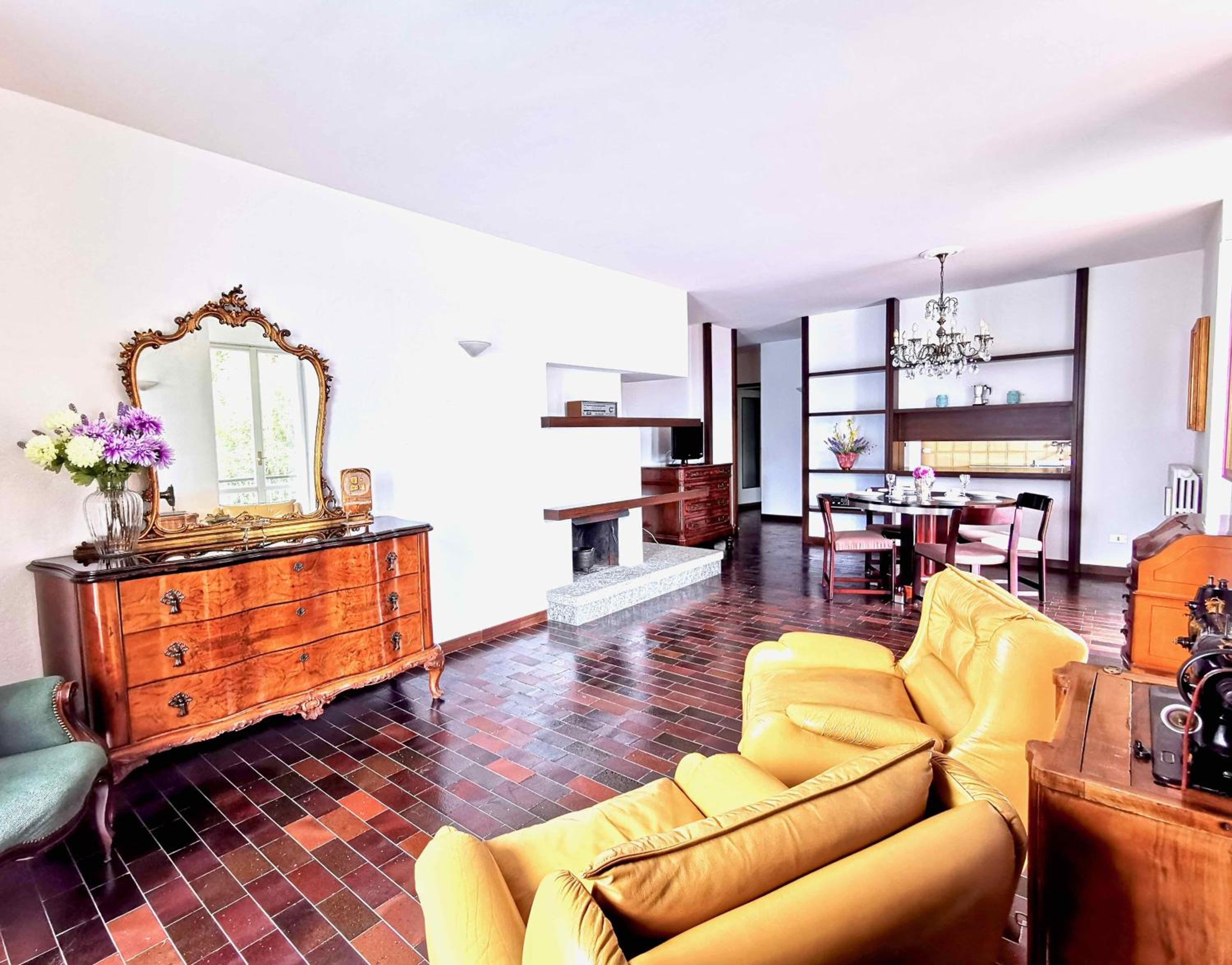 The POSTCARD by Design Studio view 4