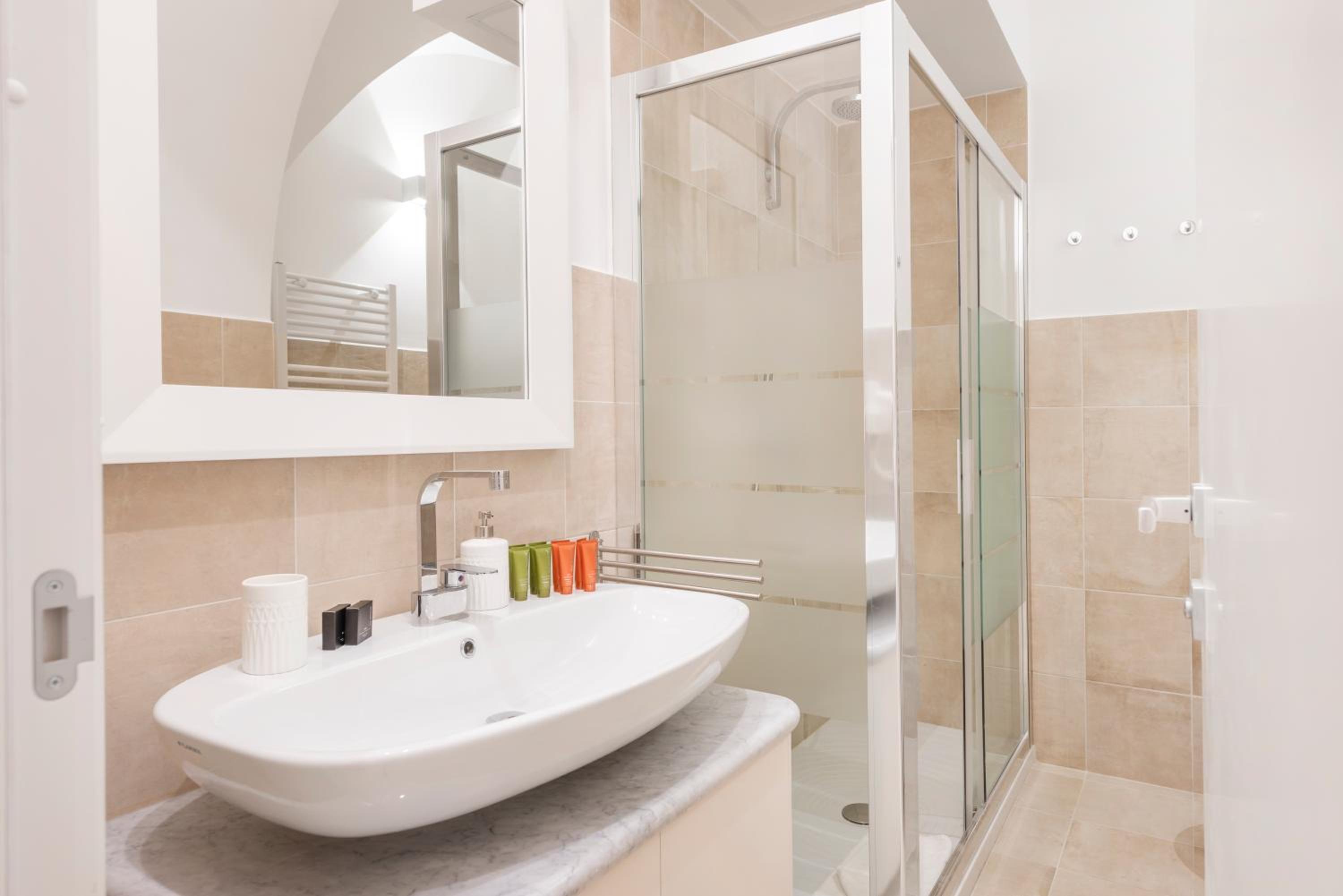 Divo Apartments - Spanish Steps