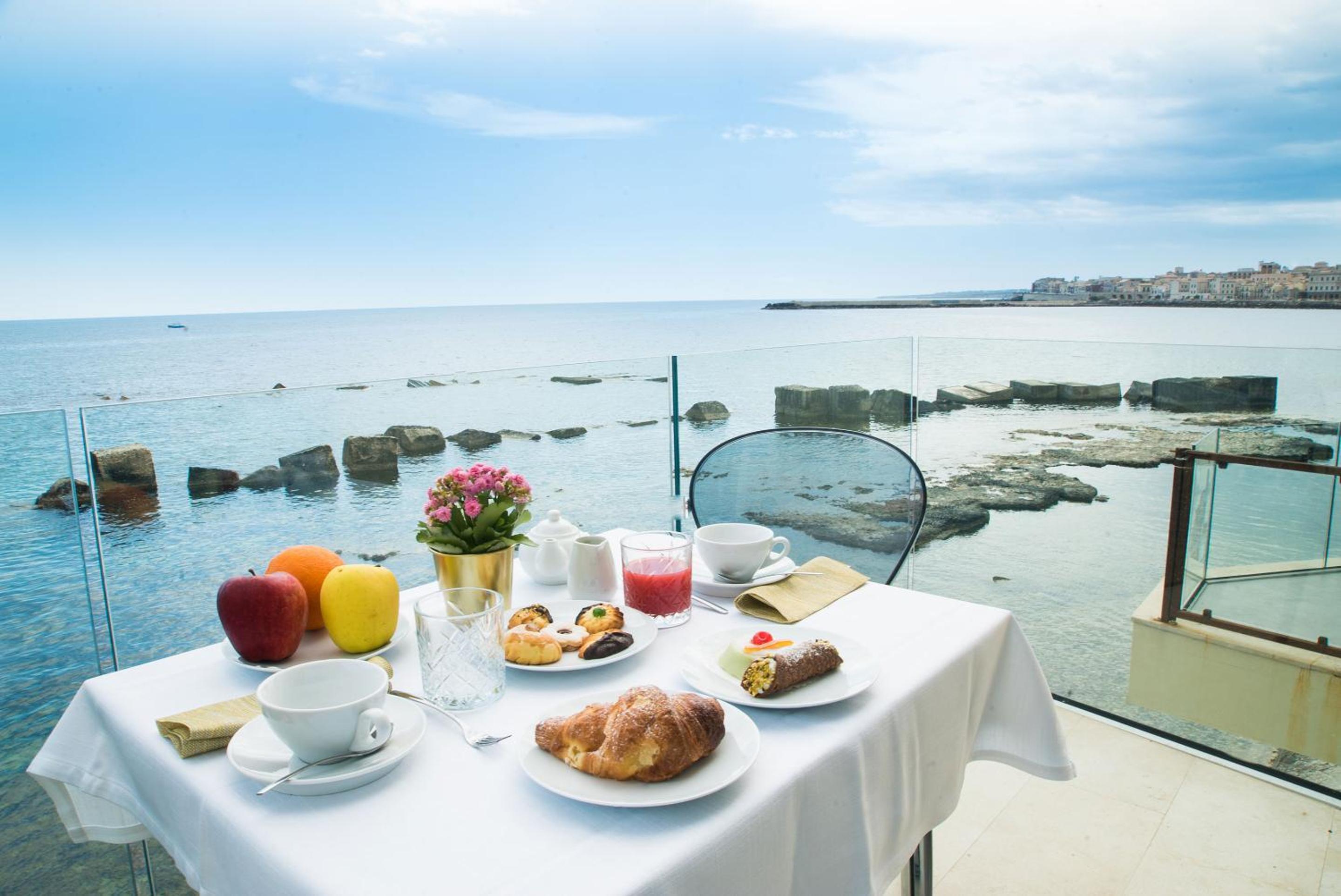 Re Dionisio Luxury Suites