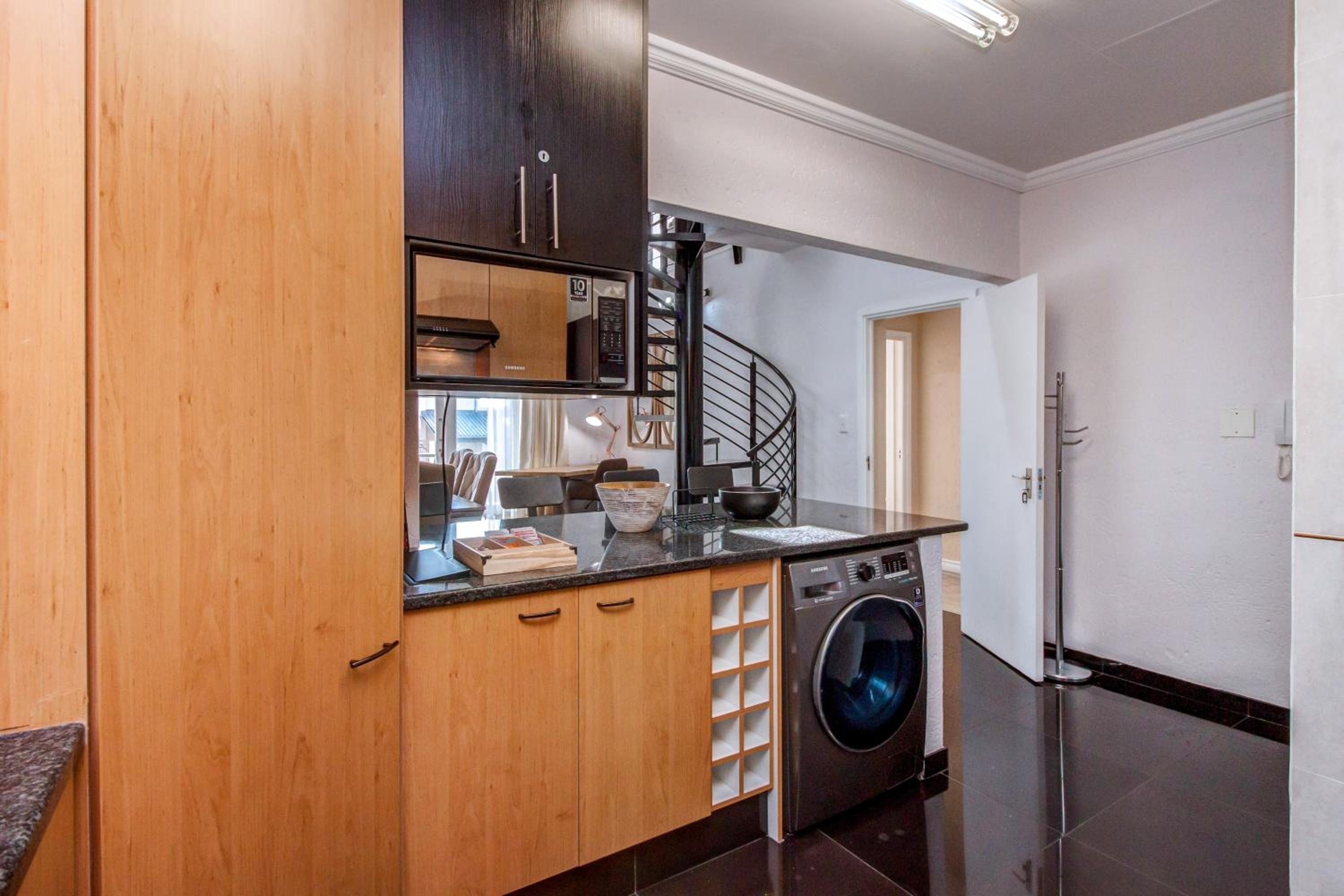 Upmarket Sandton apartment