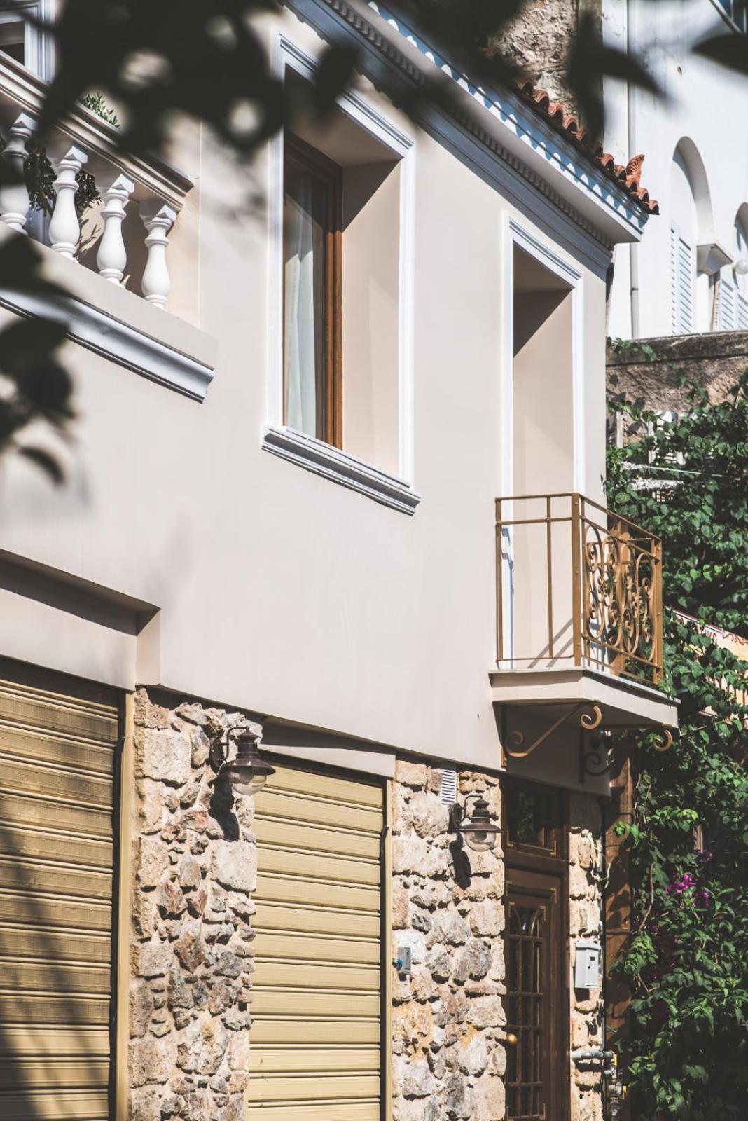 Stone house near Acropolis - Living Stone Diamond