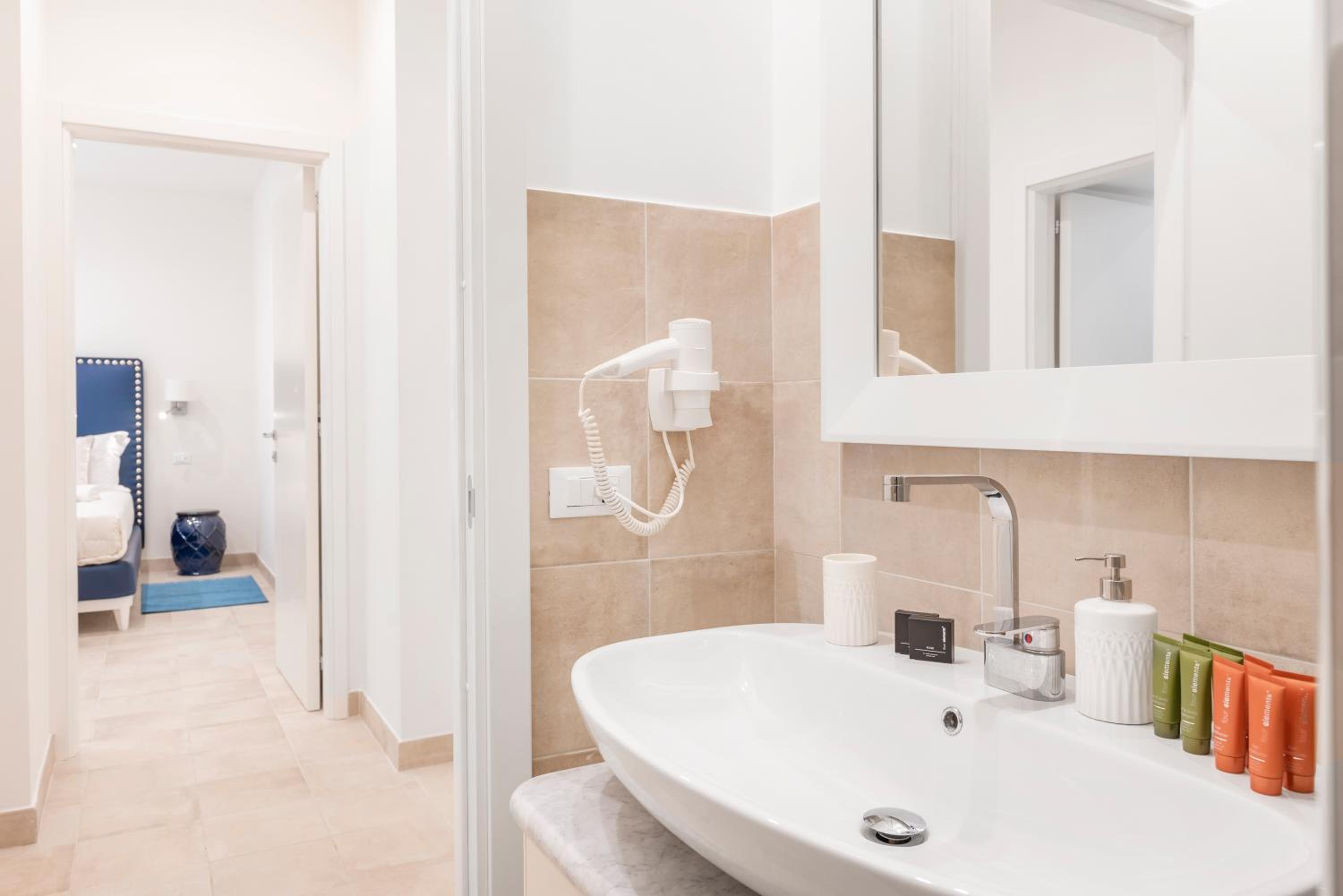 Divo Apartments - Spanish Steps