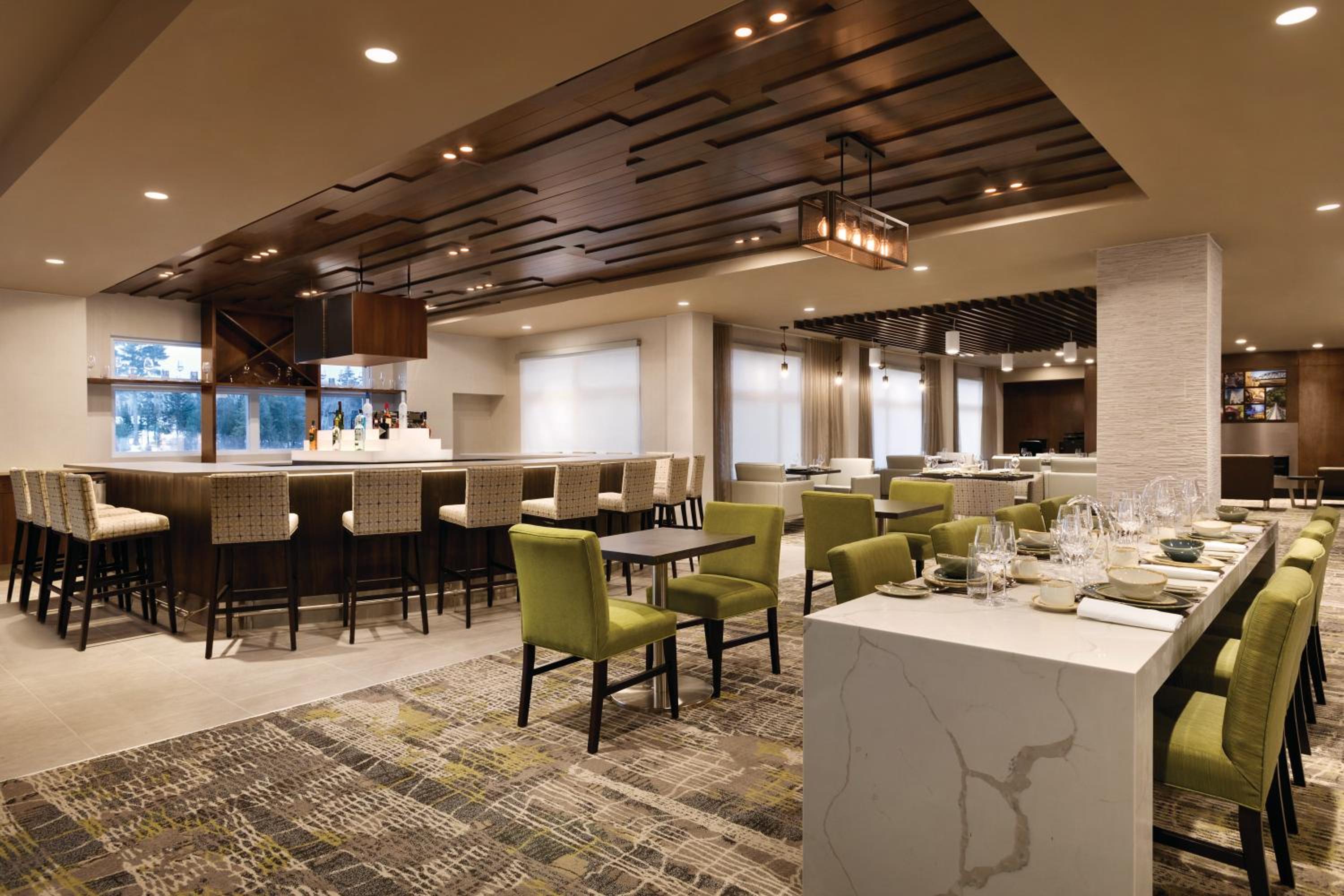 Fredericton Vacations - Radisson Kingswood Hotel  Suites, Fredericton - Property Image 21