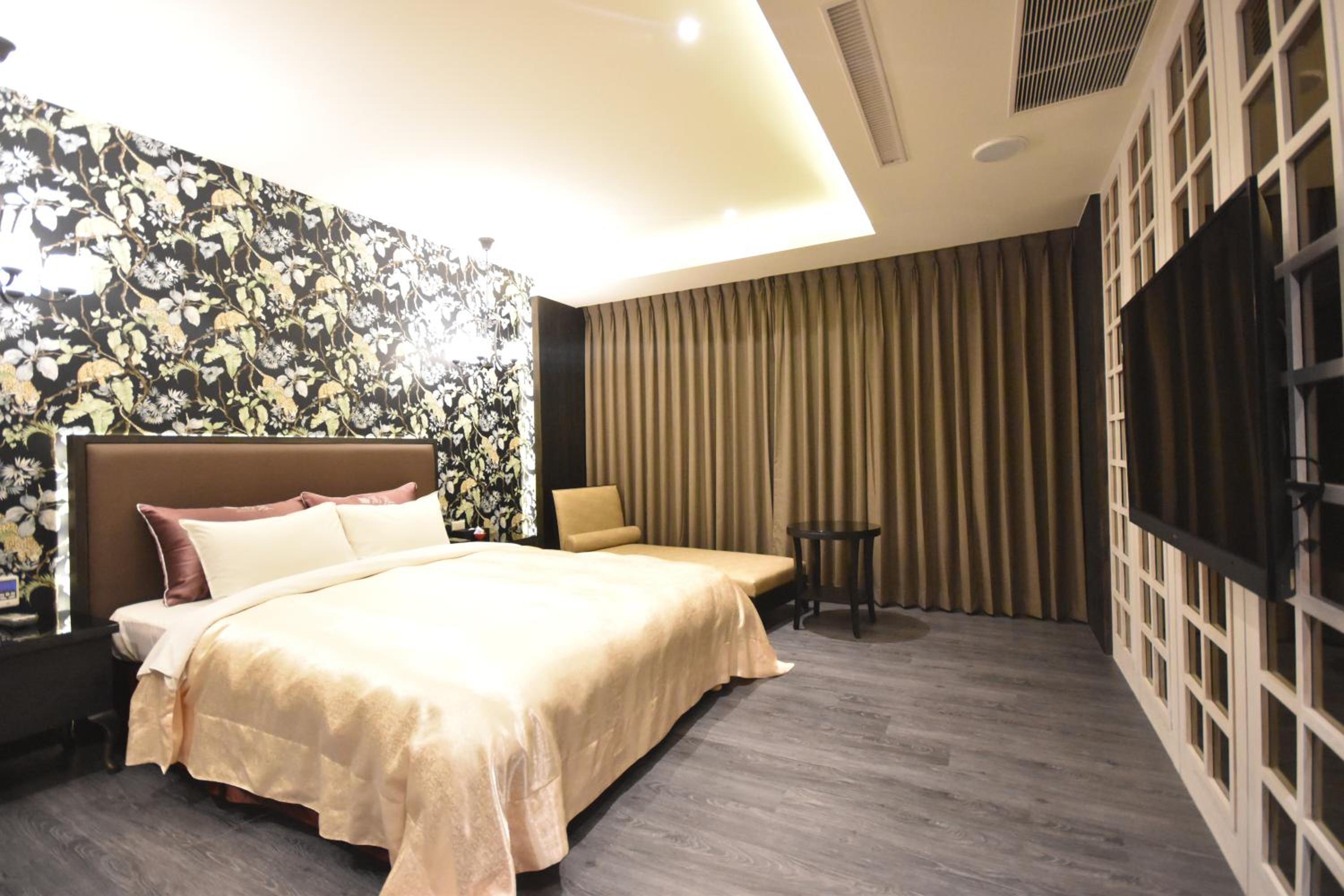 Song Xia Motel