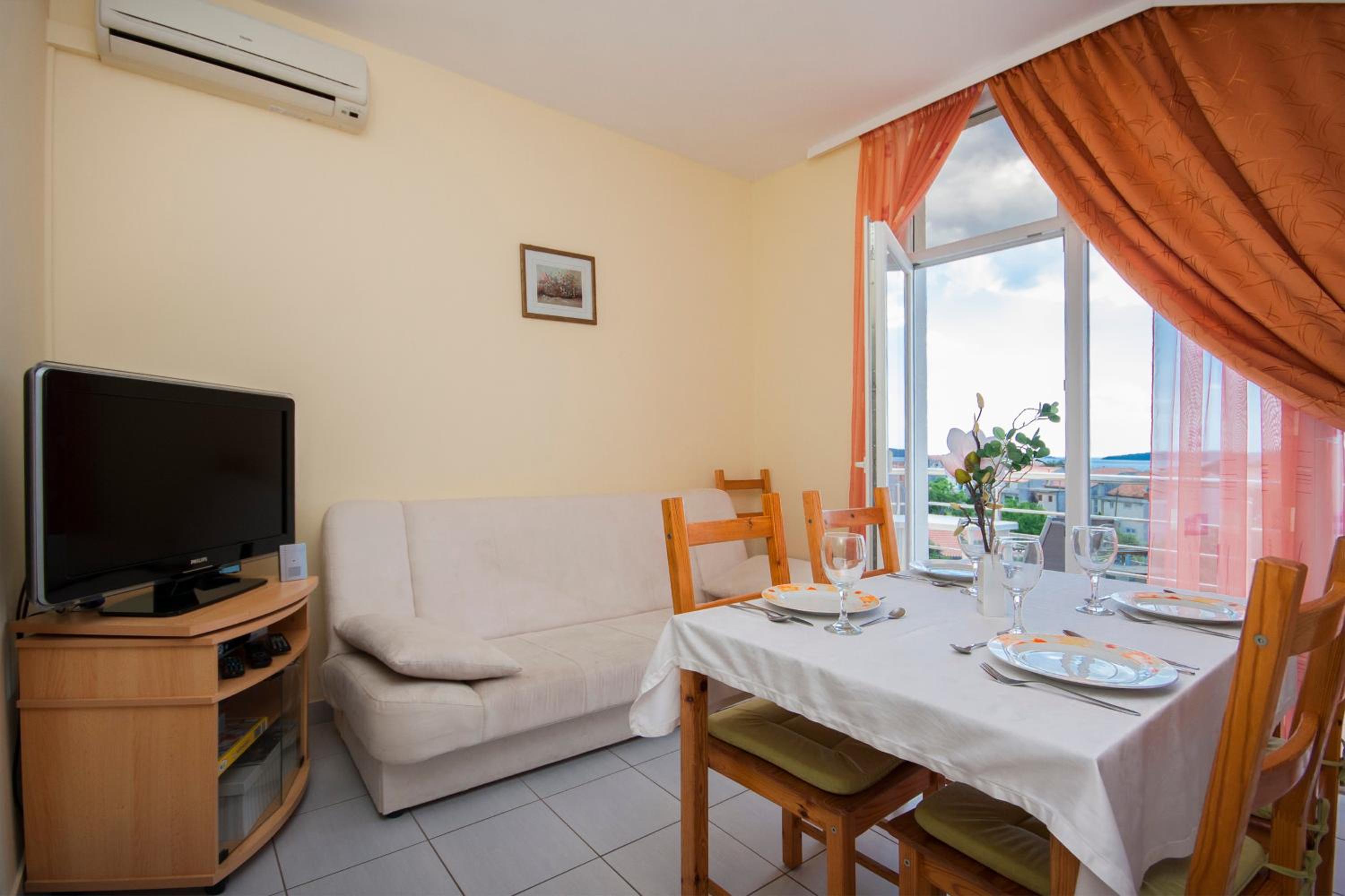 Apartments Maslina