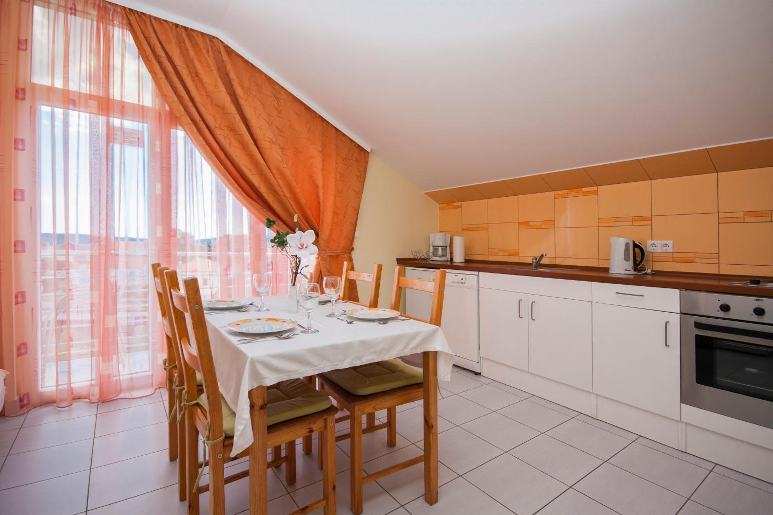 Apartments Maslina