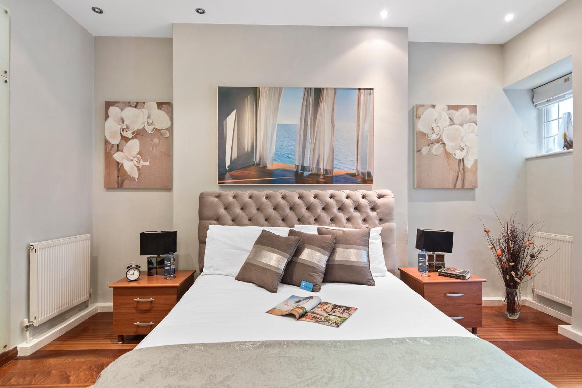 Bright Earl’s Court Apartment- SVA