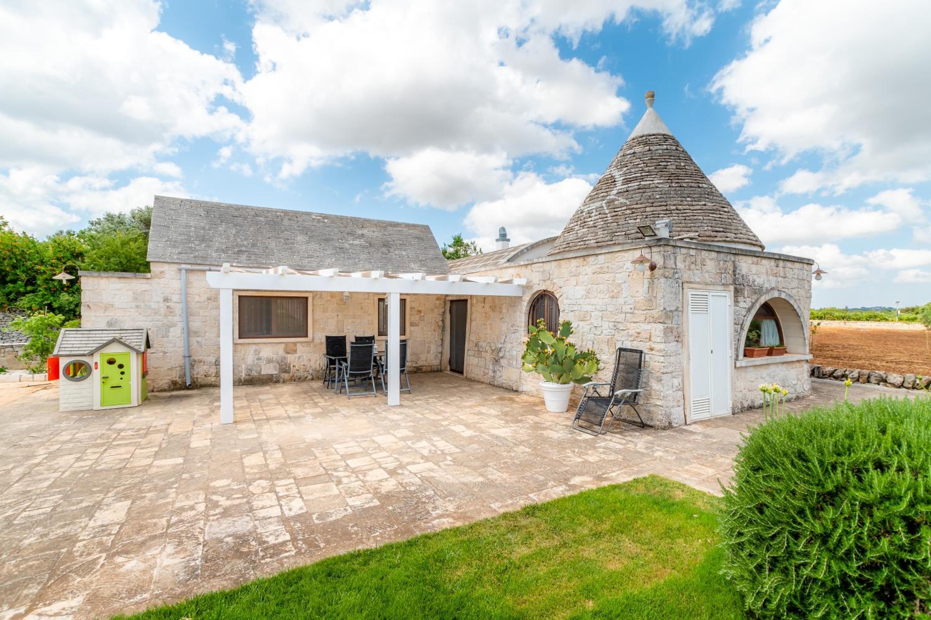 WePuglia - Trullo Rampone view 2