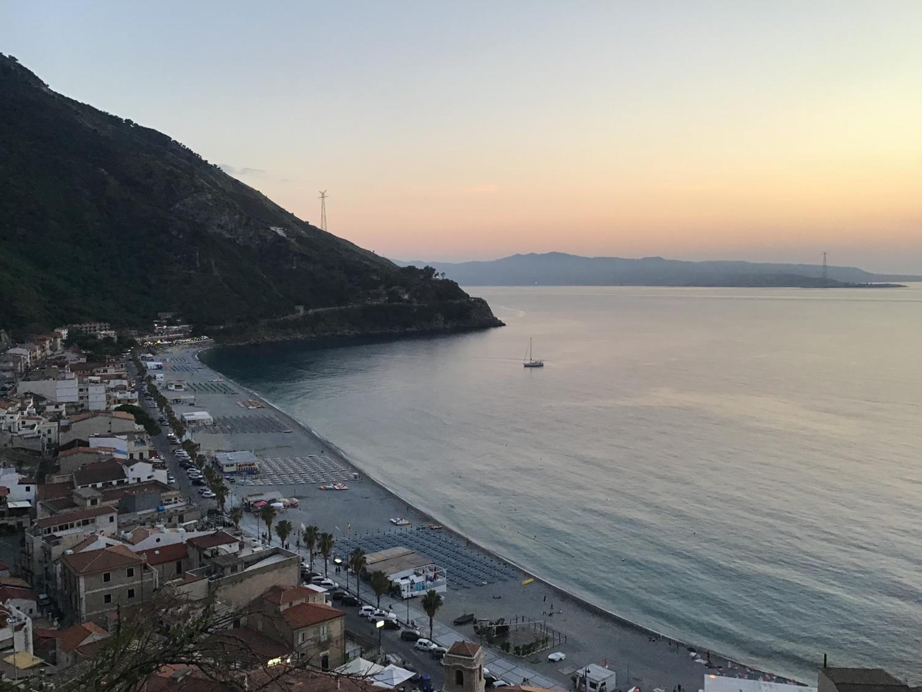 La Sciabica view 2