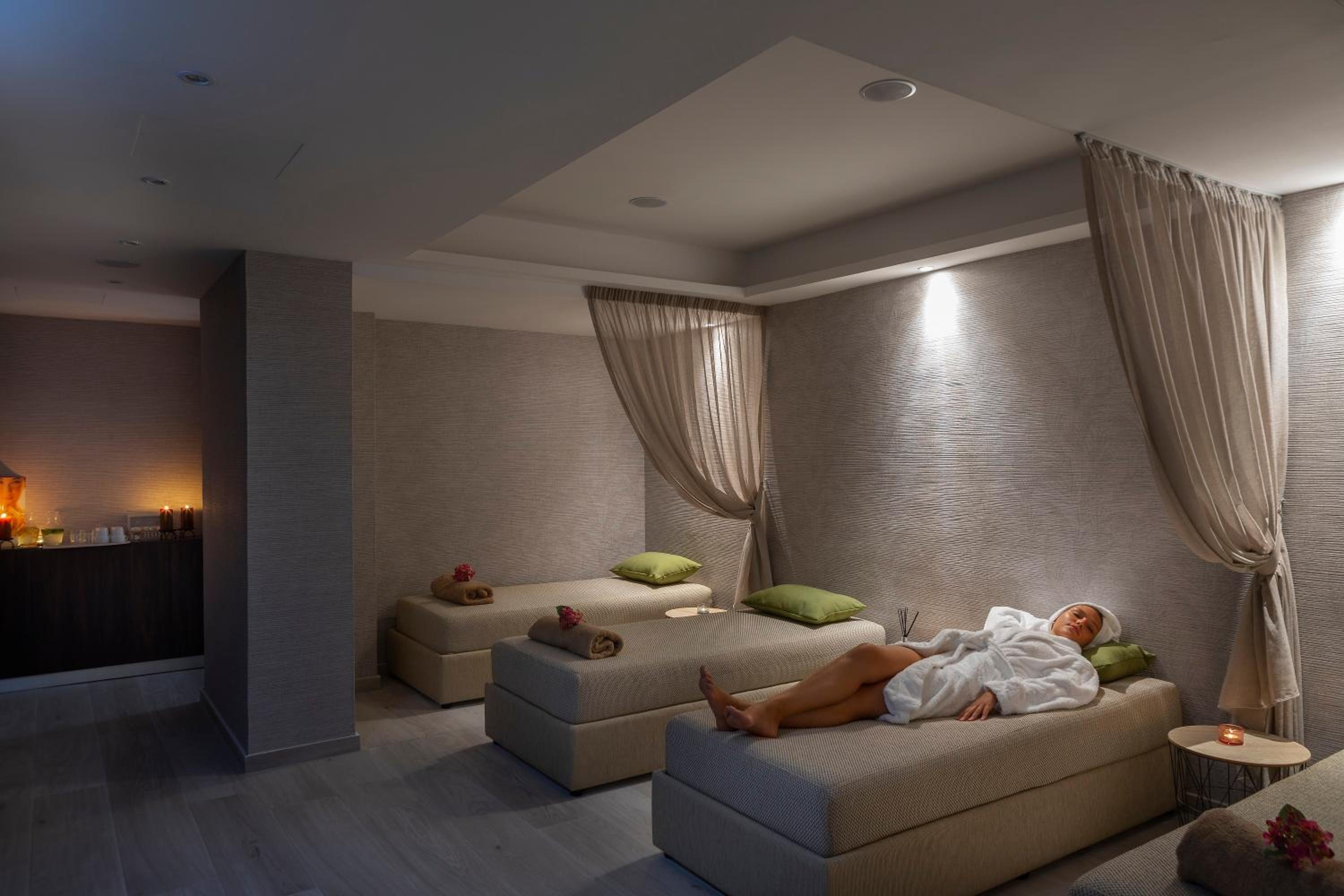 Protaras Vacations - Leonardo Crystal Cove Hotel  Spa - Adults only - Property Image 11