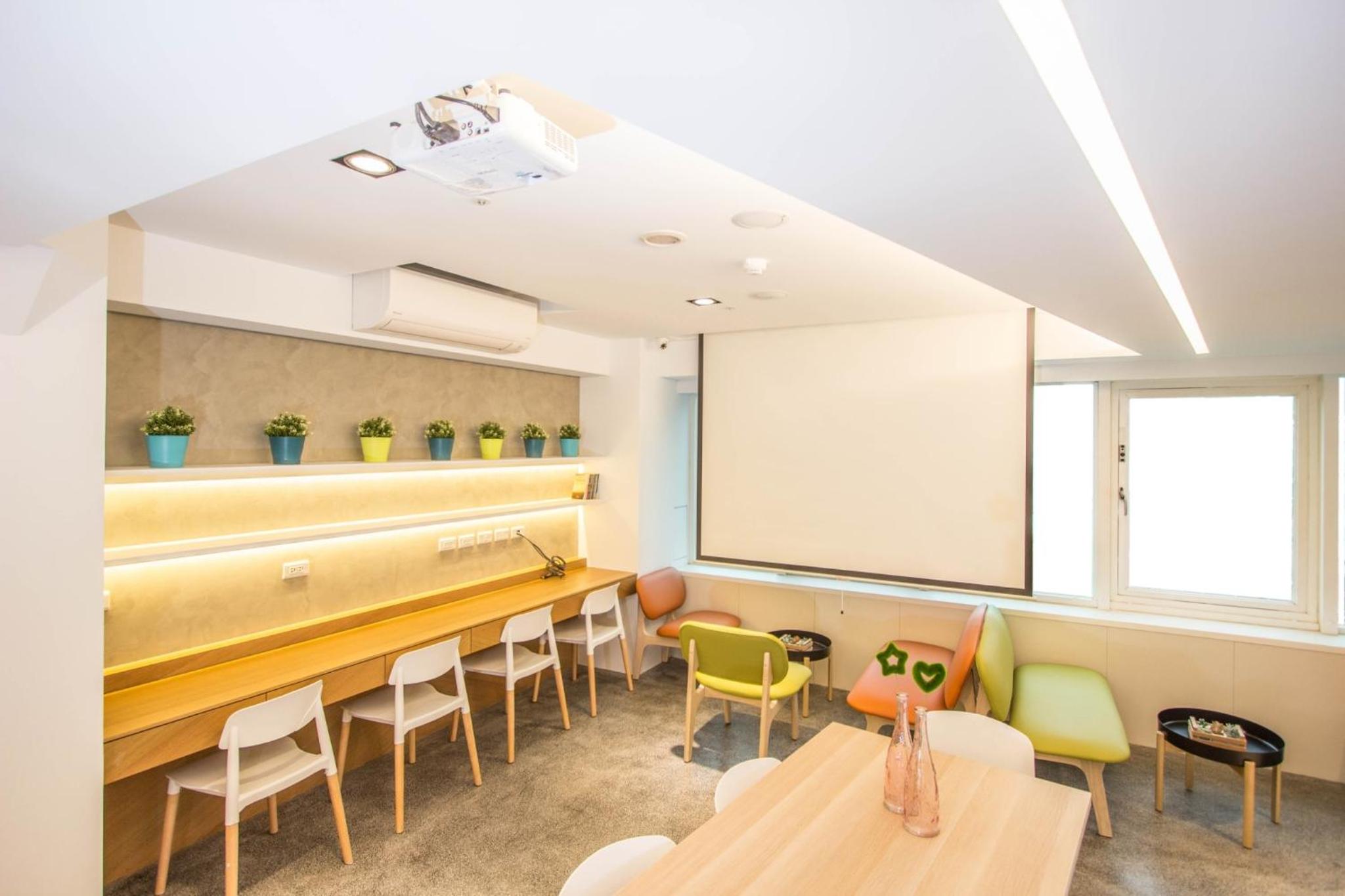 meeting & event spaces