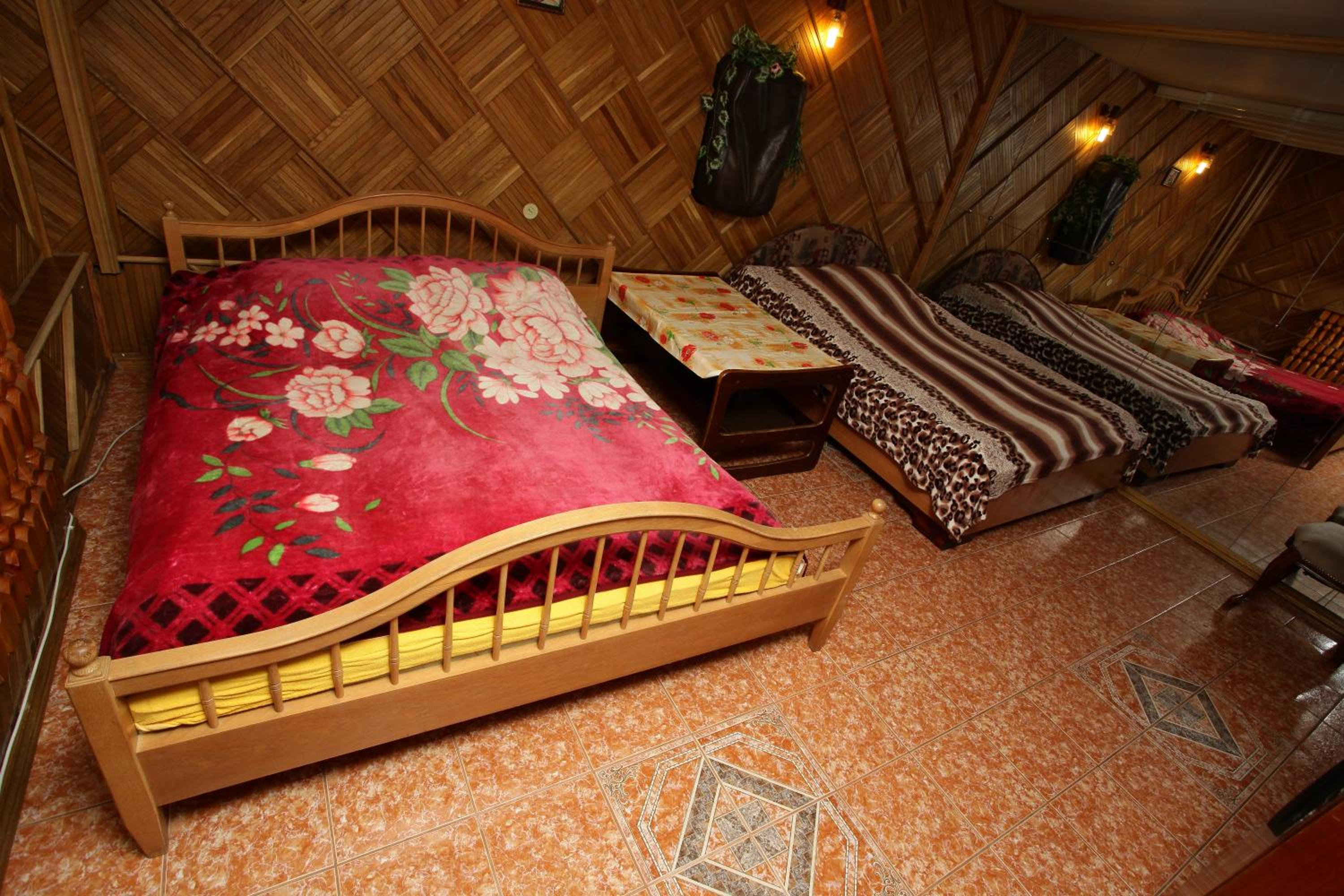 Photo 12