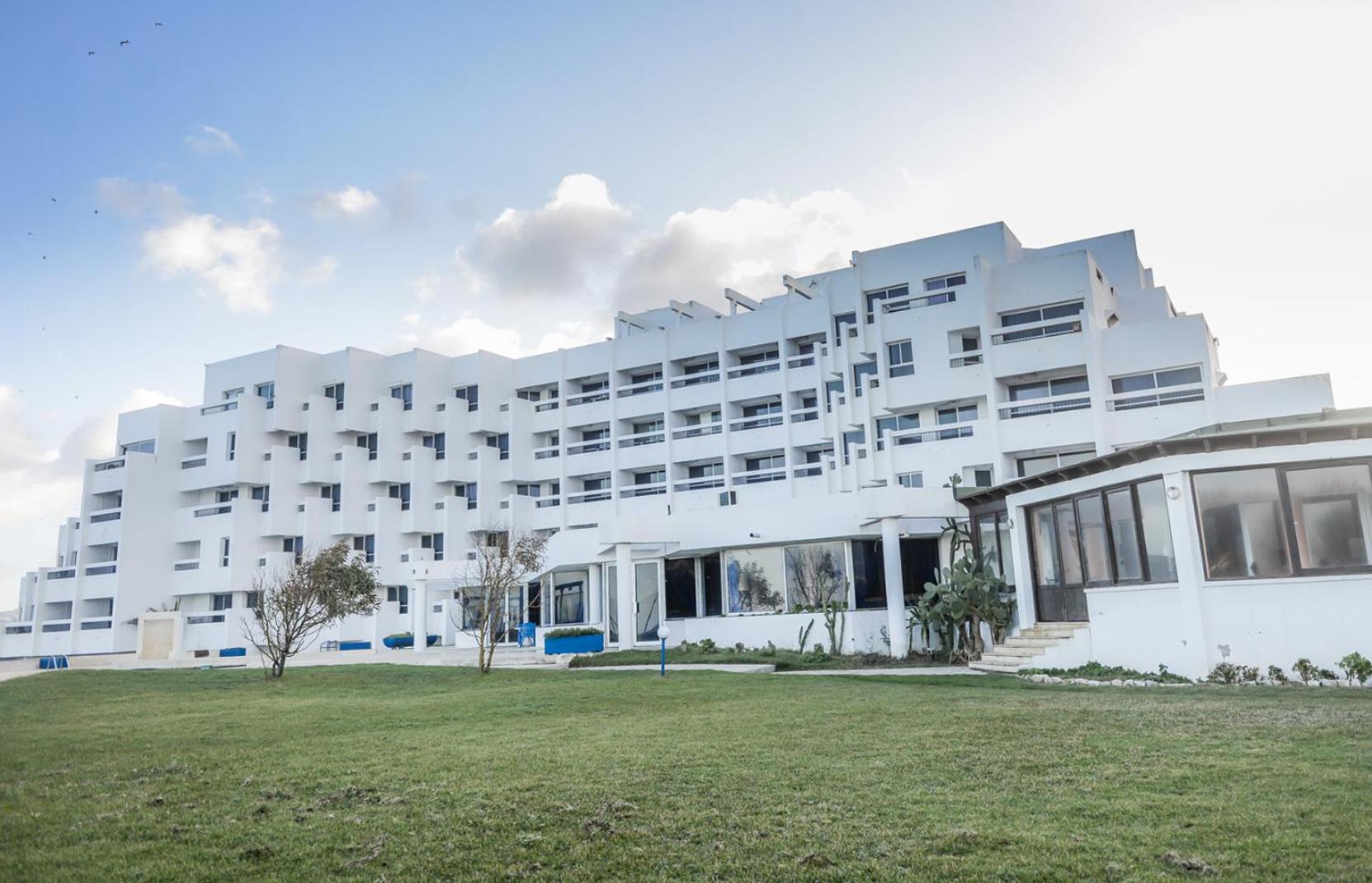 Hotel UMH Tarik Hotel - Image 1