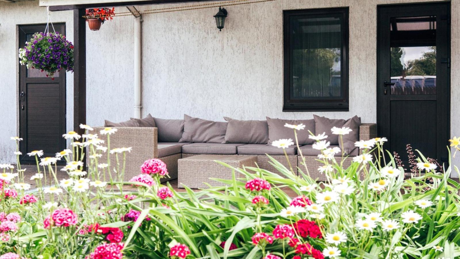 Flower apartment view 2
