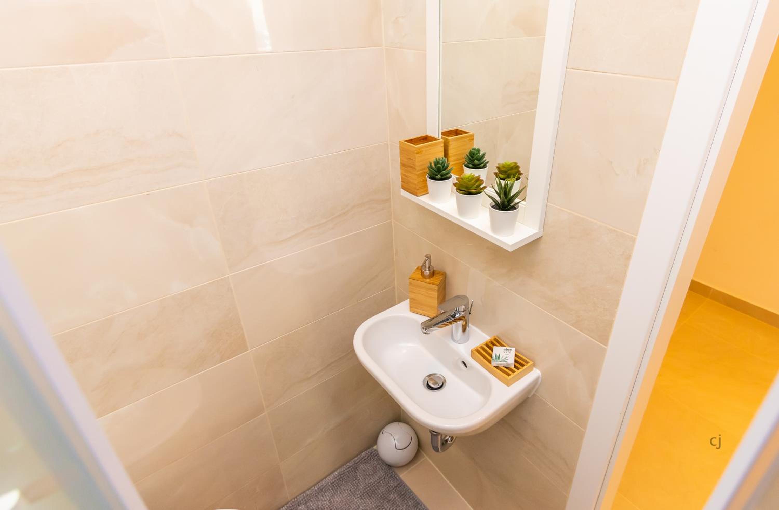 Radiant Premium Apartments - Fünfhaus