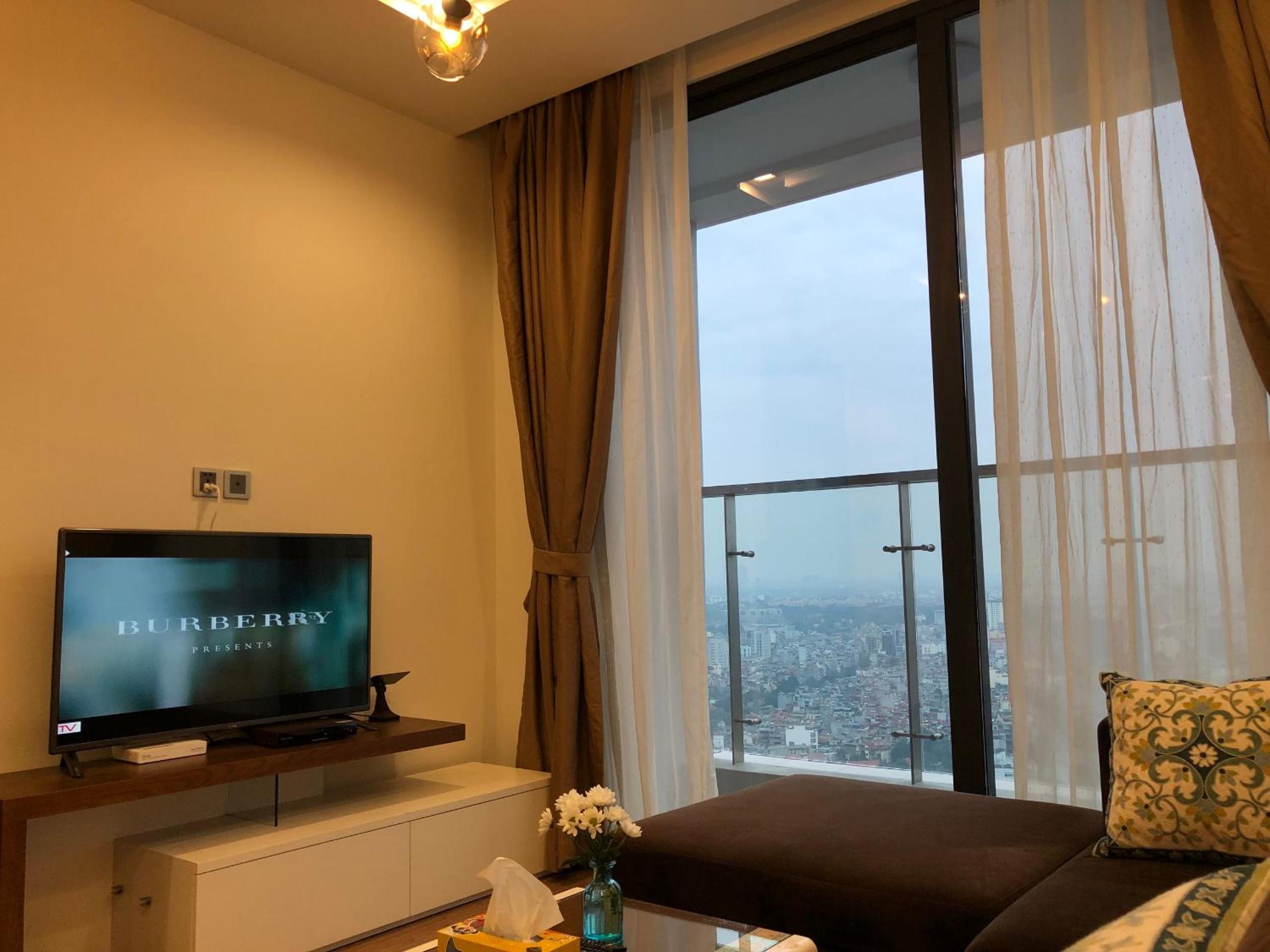 Vinhomes Metropolis Luxury Apartment 2 Br
