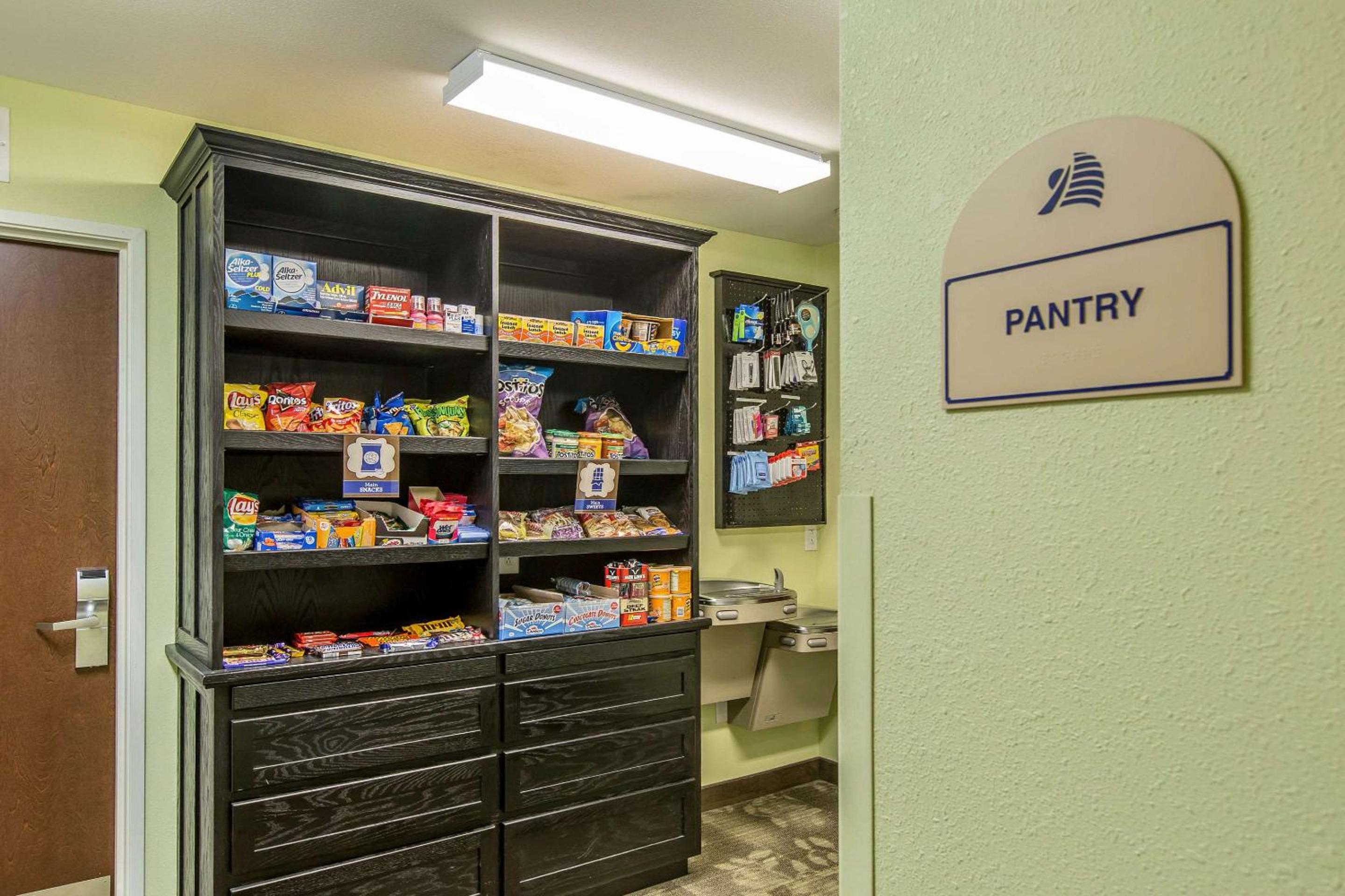 Jacksonville Vacations - MainStay Suites Jacksonville near Camp Lejeune - Property Image 2