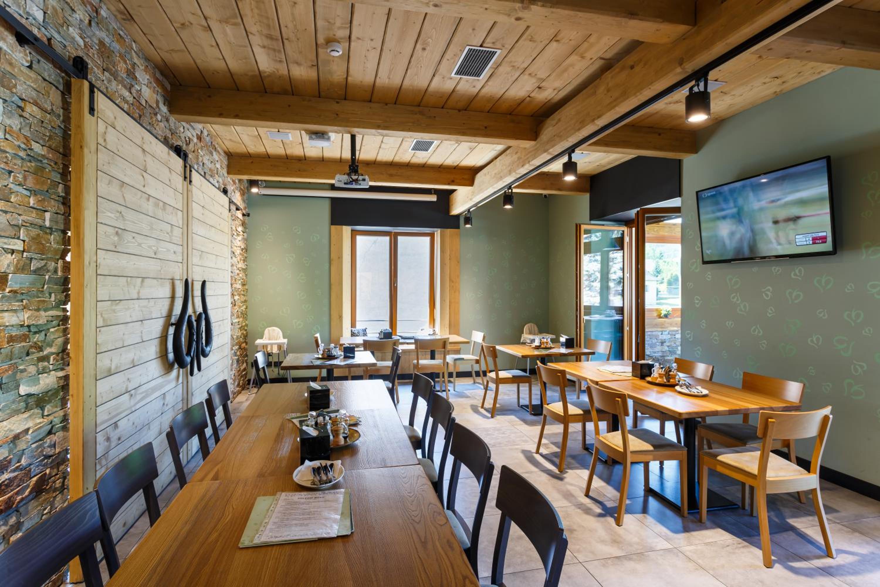 Restaurace a penzion Pod Lipami Metylovice