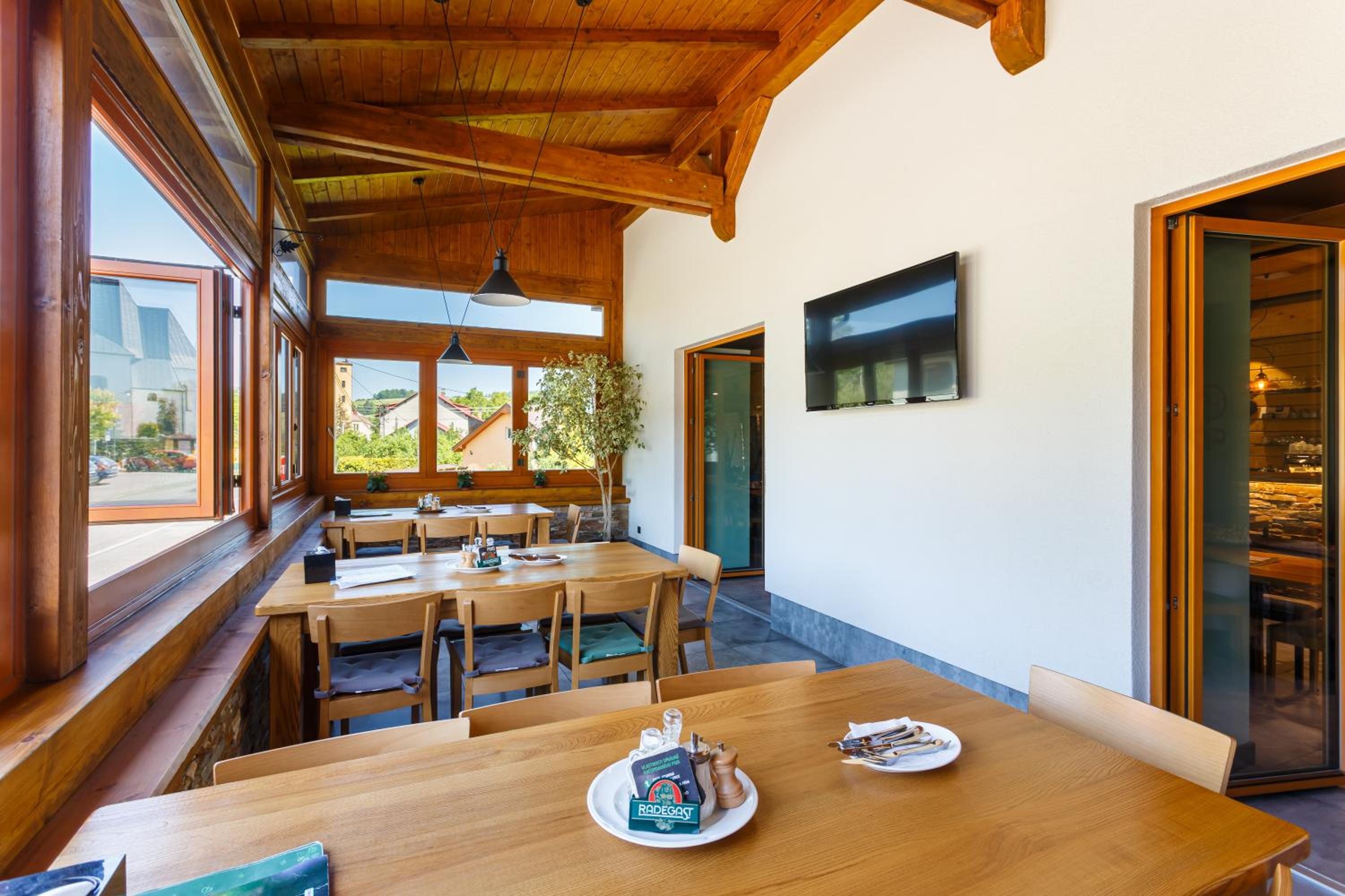 Restaurace a penzion Pod Lipami Metylovice