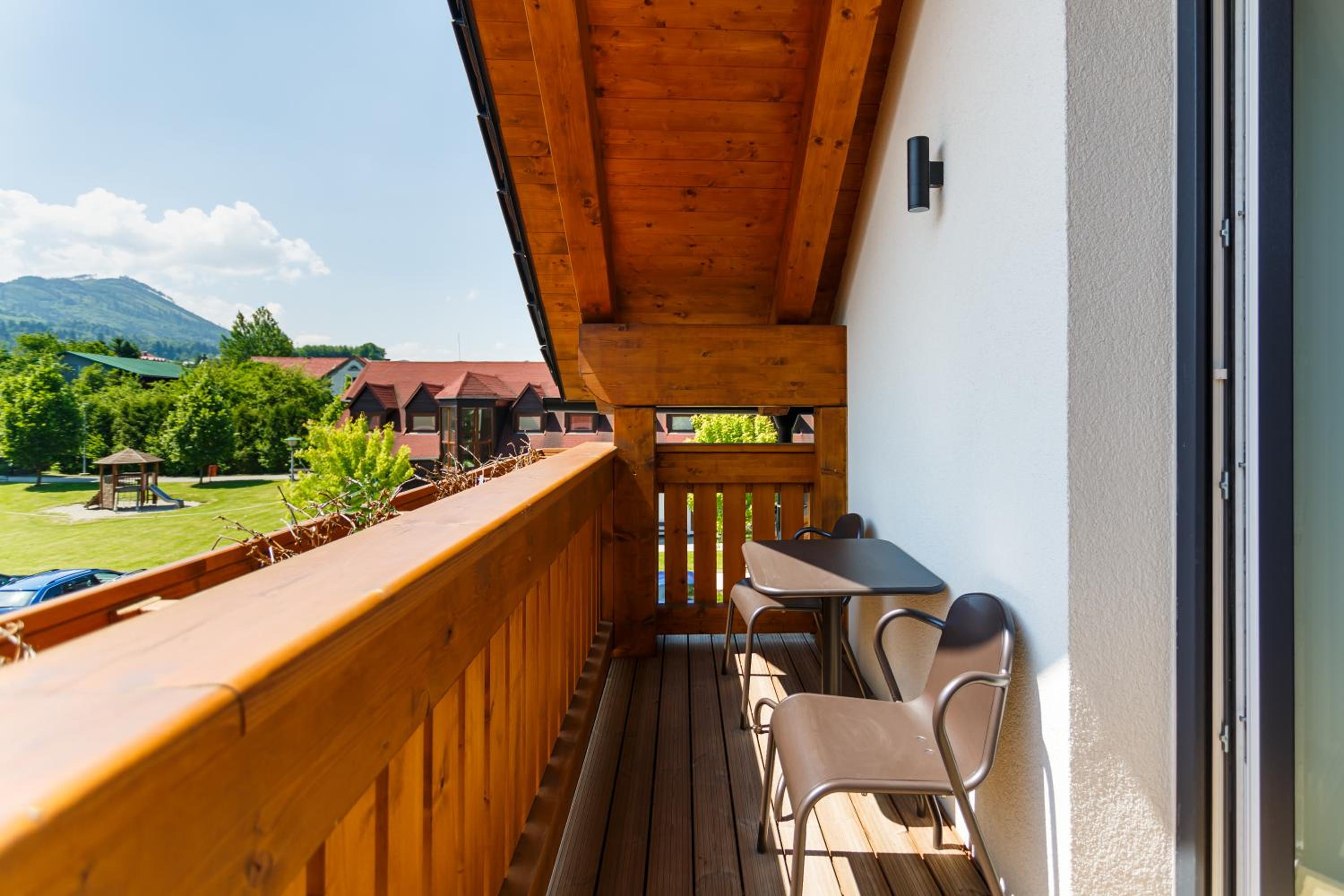 Restaurace a penzion Pod Lipami Metylovice