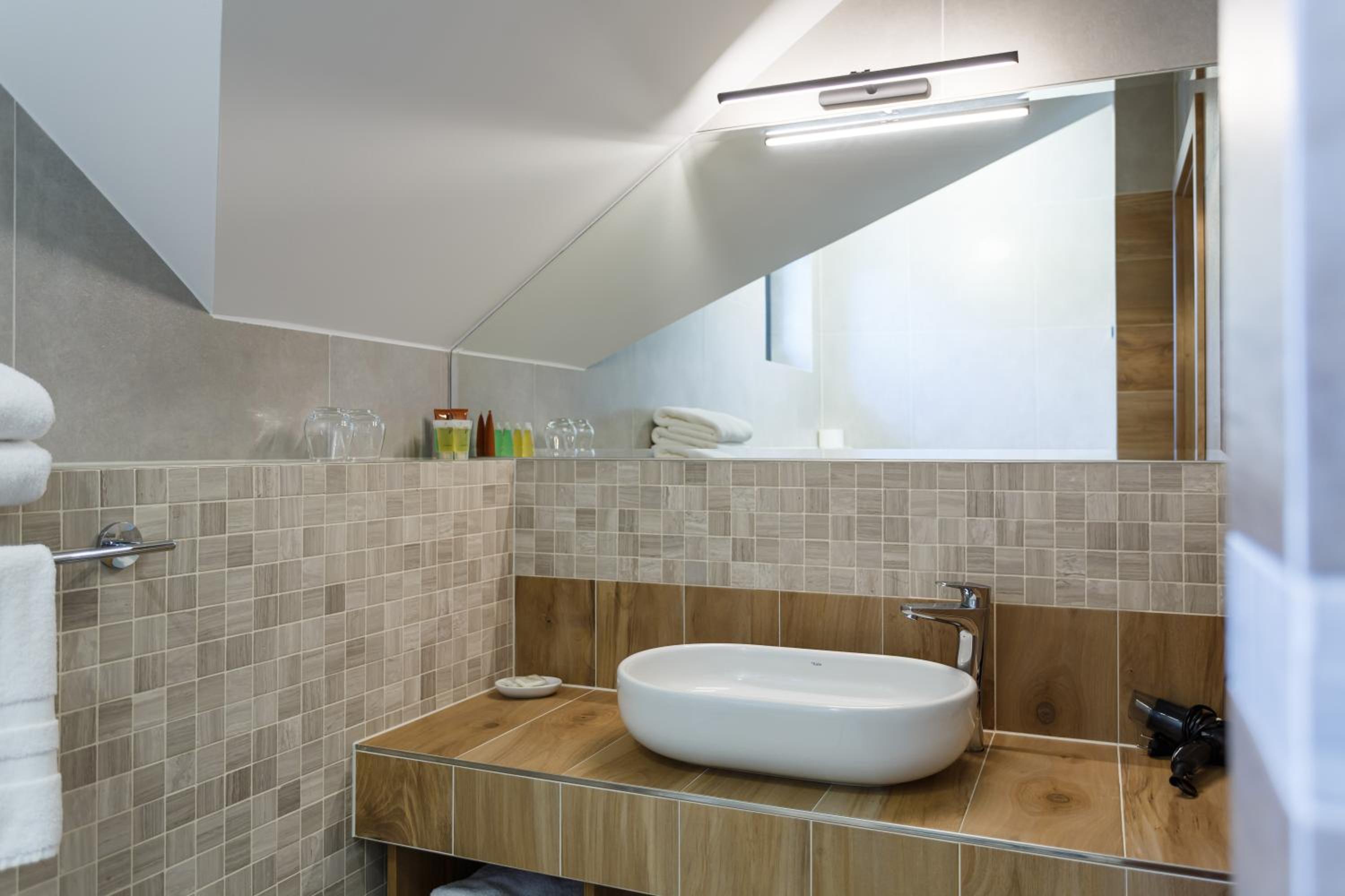 Restaurace a penzion Pod Lipami Metylovice