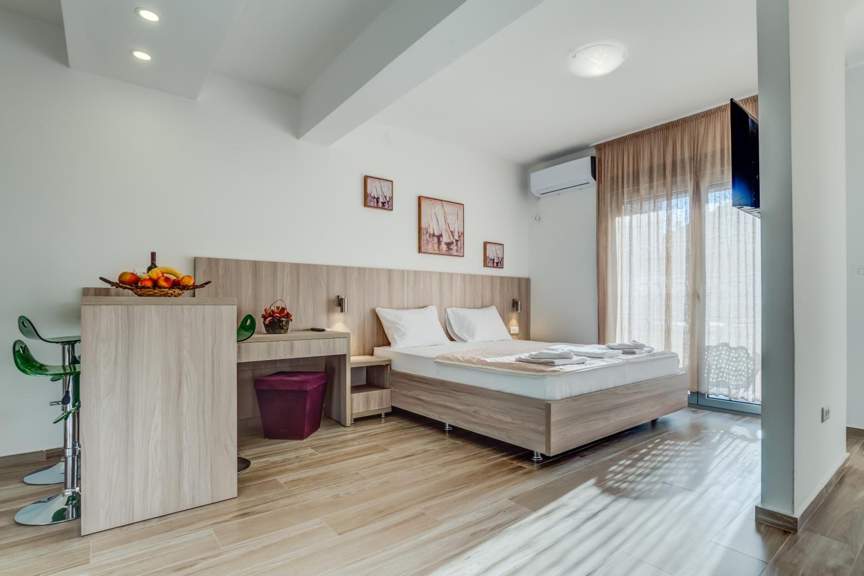 Adriatik Lux Apartments view 2