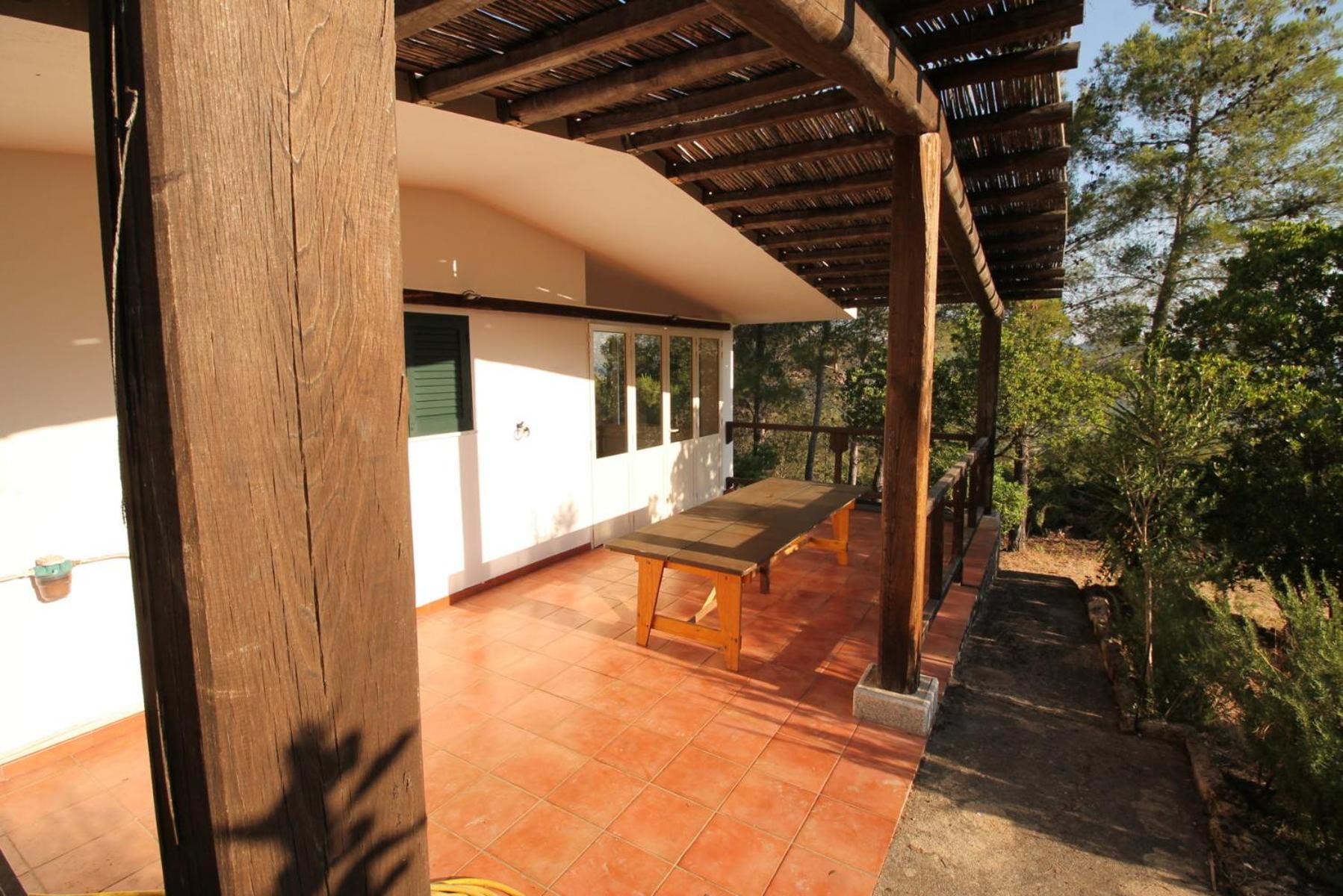 Villa Badde rosa view 2