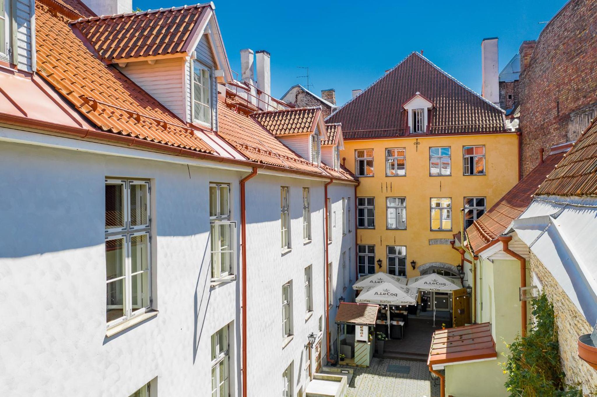Tallinn Vacations - Meriton Old Town Garden Hotel - Property Image 23