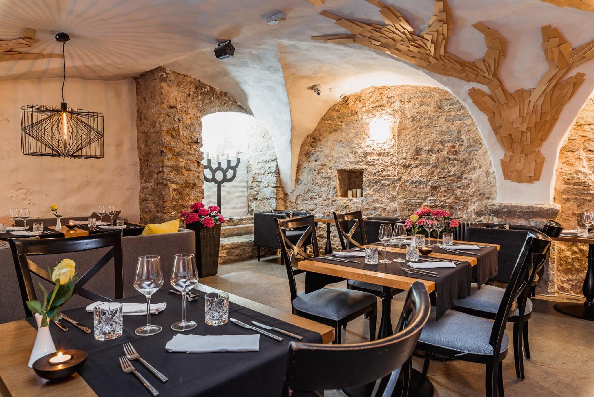 Tallinn Vacations - Meriton Old Town Garden Hotel - Property Image 104