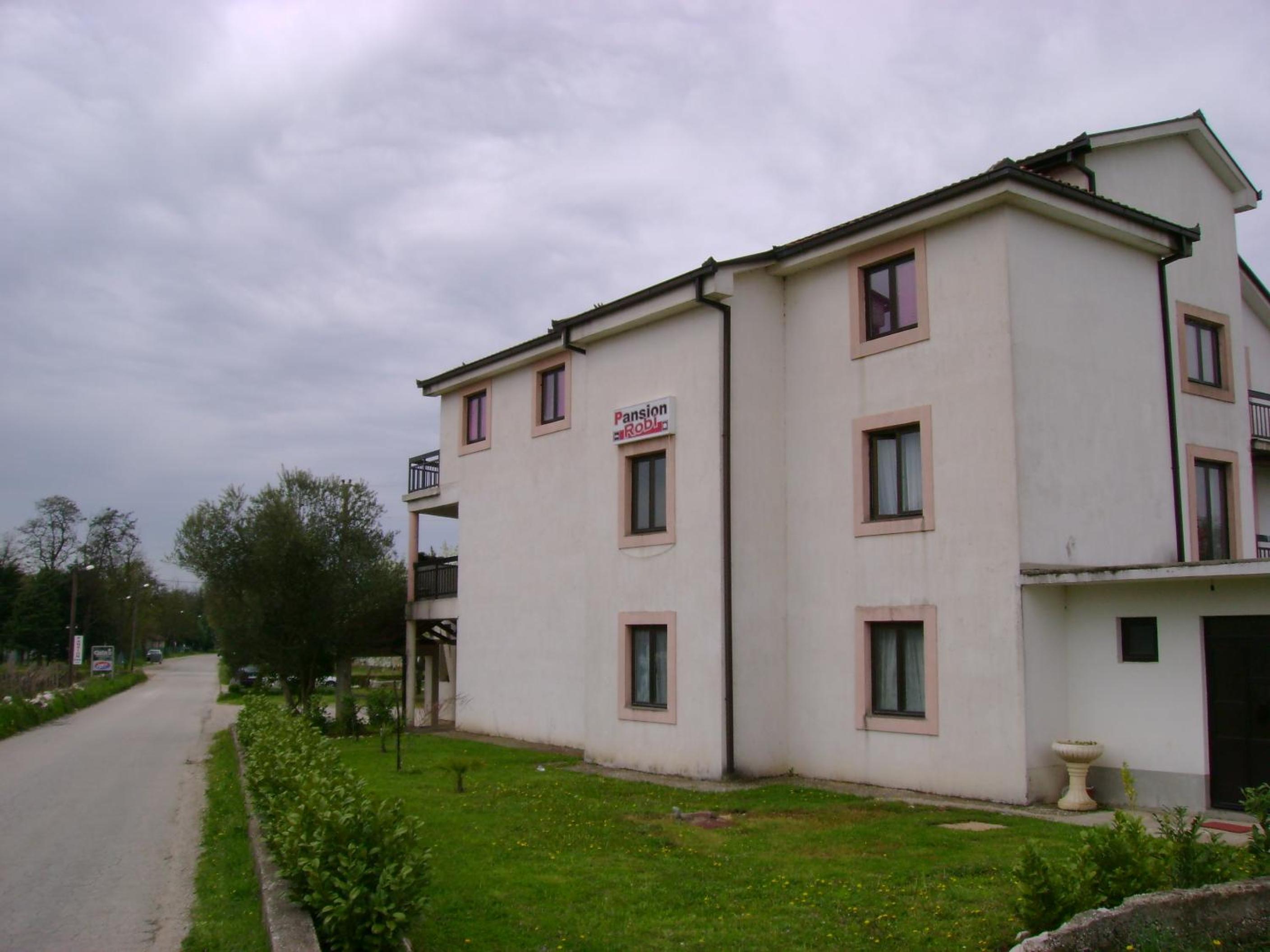Guest House Robi