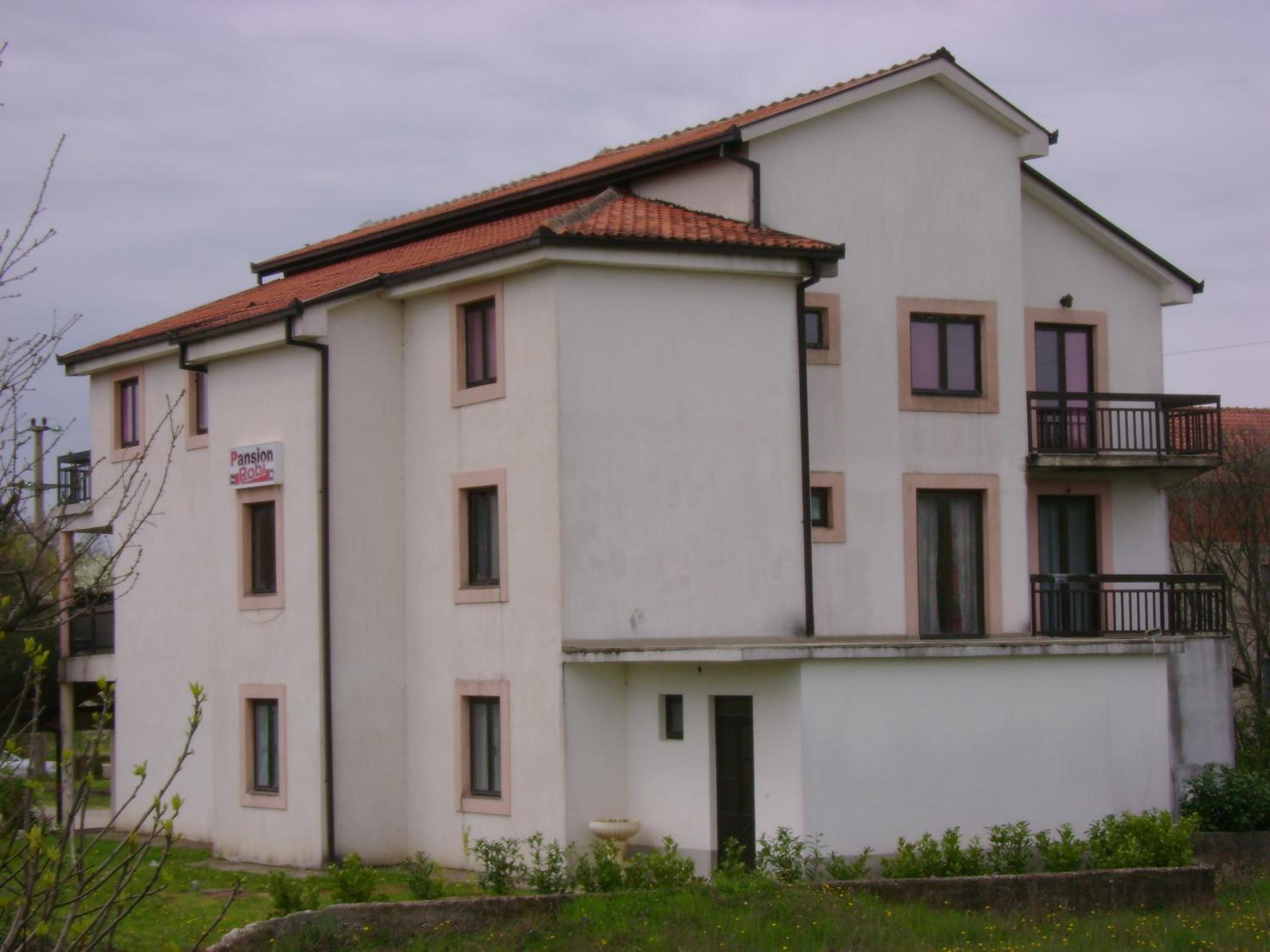 Guest House Robi
