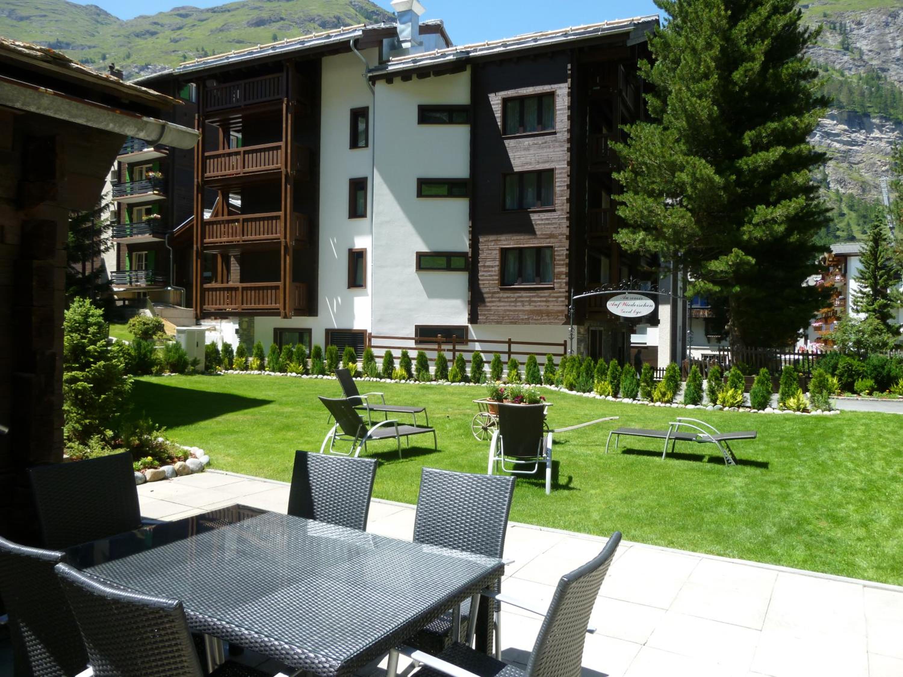 Jolimont Apartments