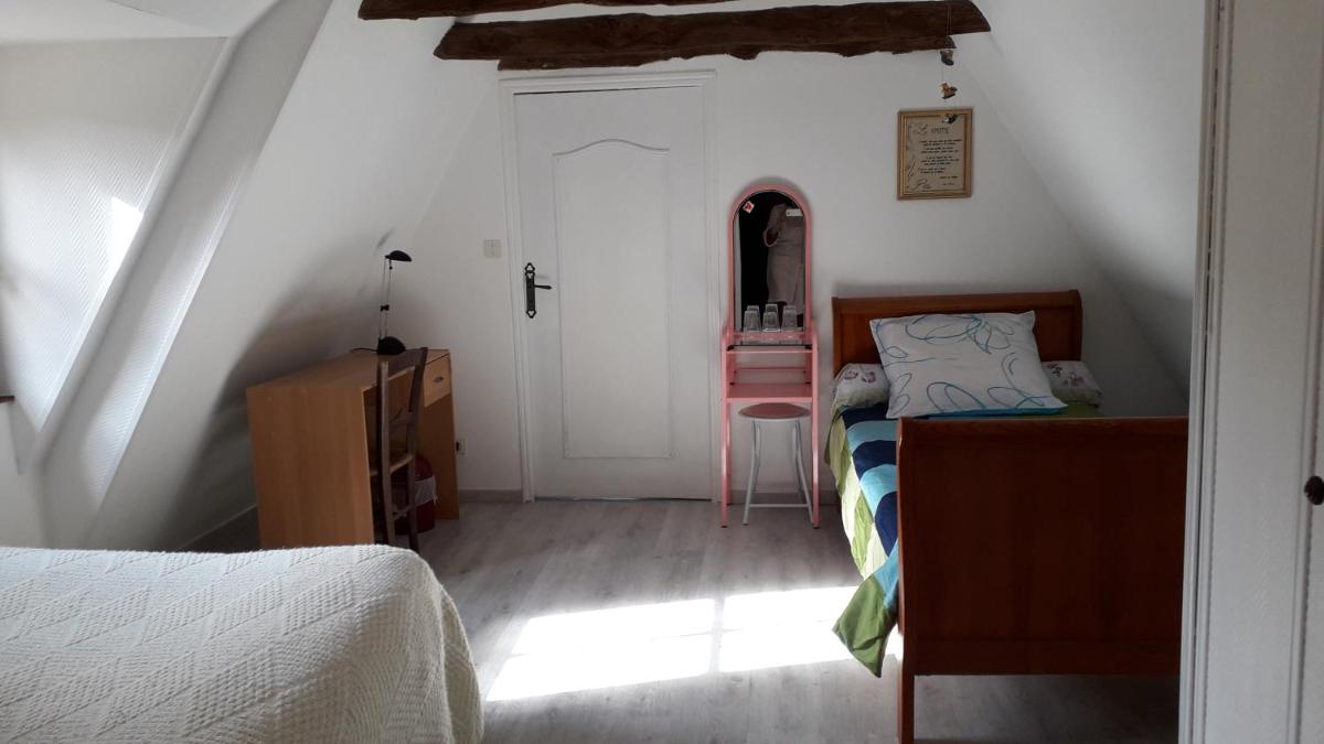 halte aux places view 5