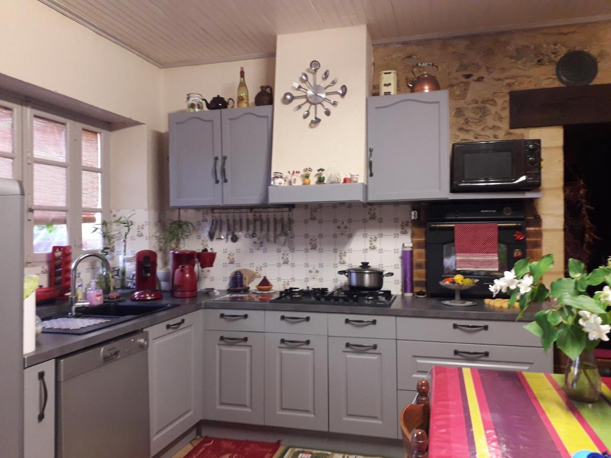 halte aux places view 2