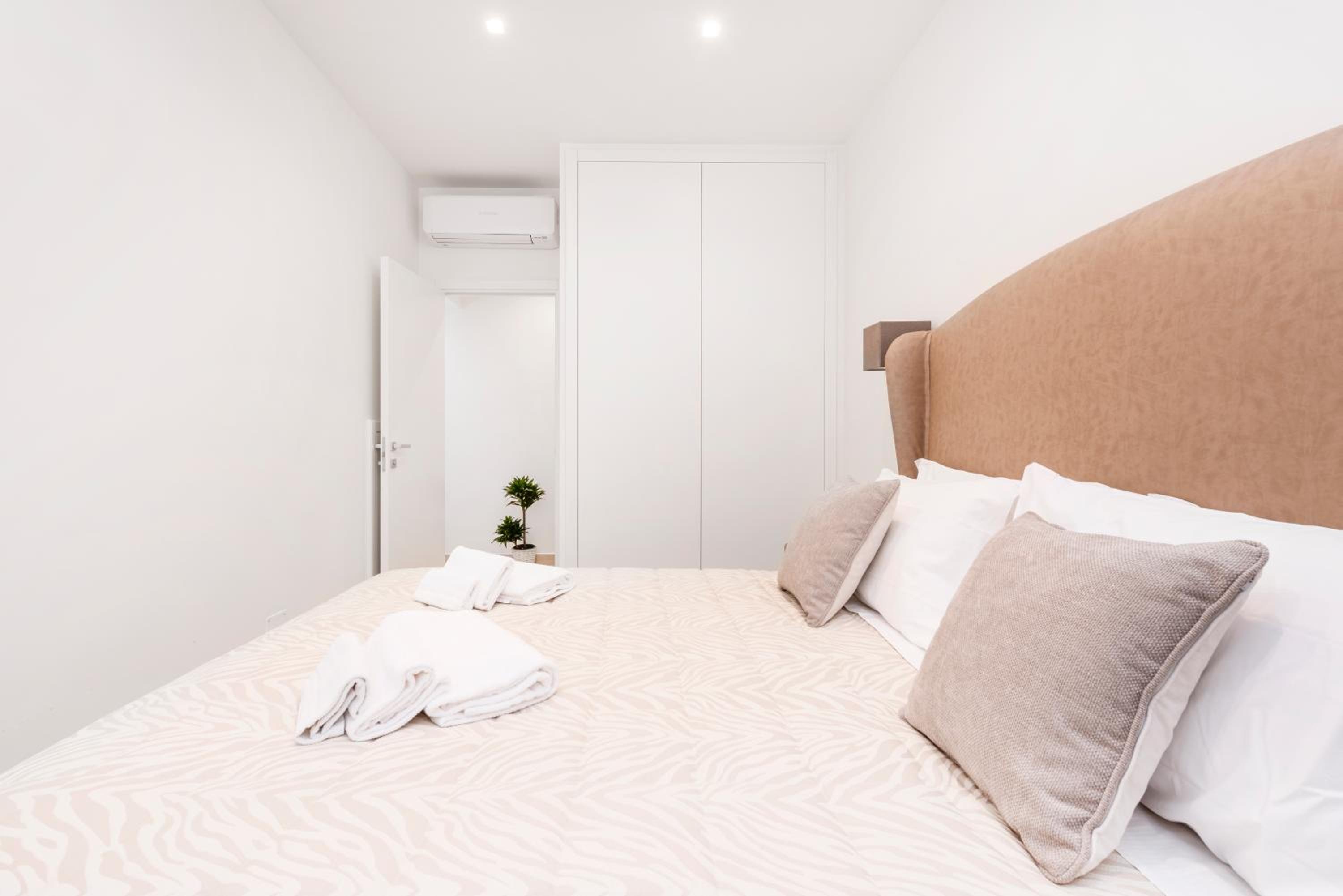 Divo Apartments - Spanish Steps