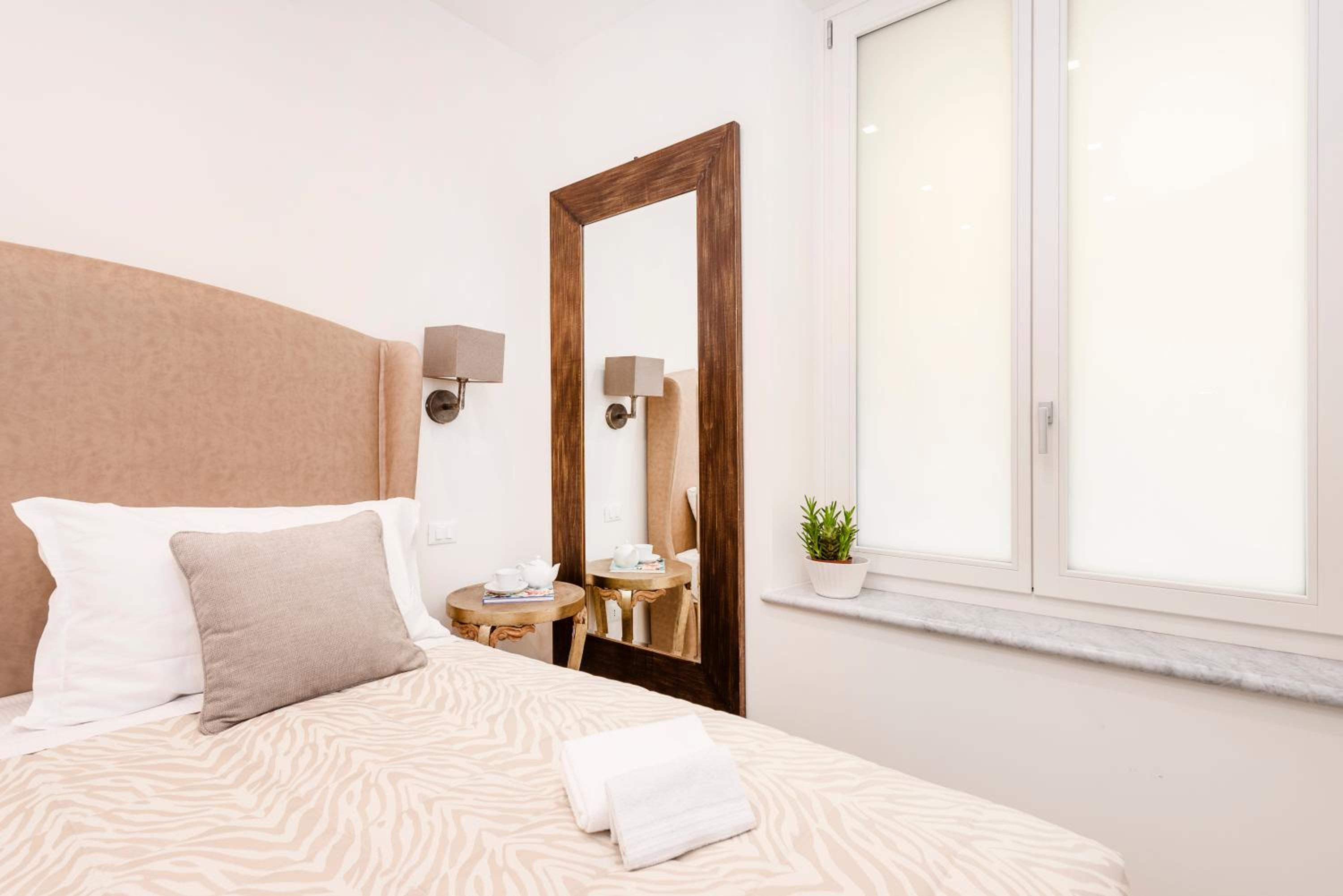 Divo Apartments - Spanish Steps