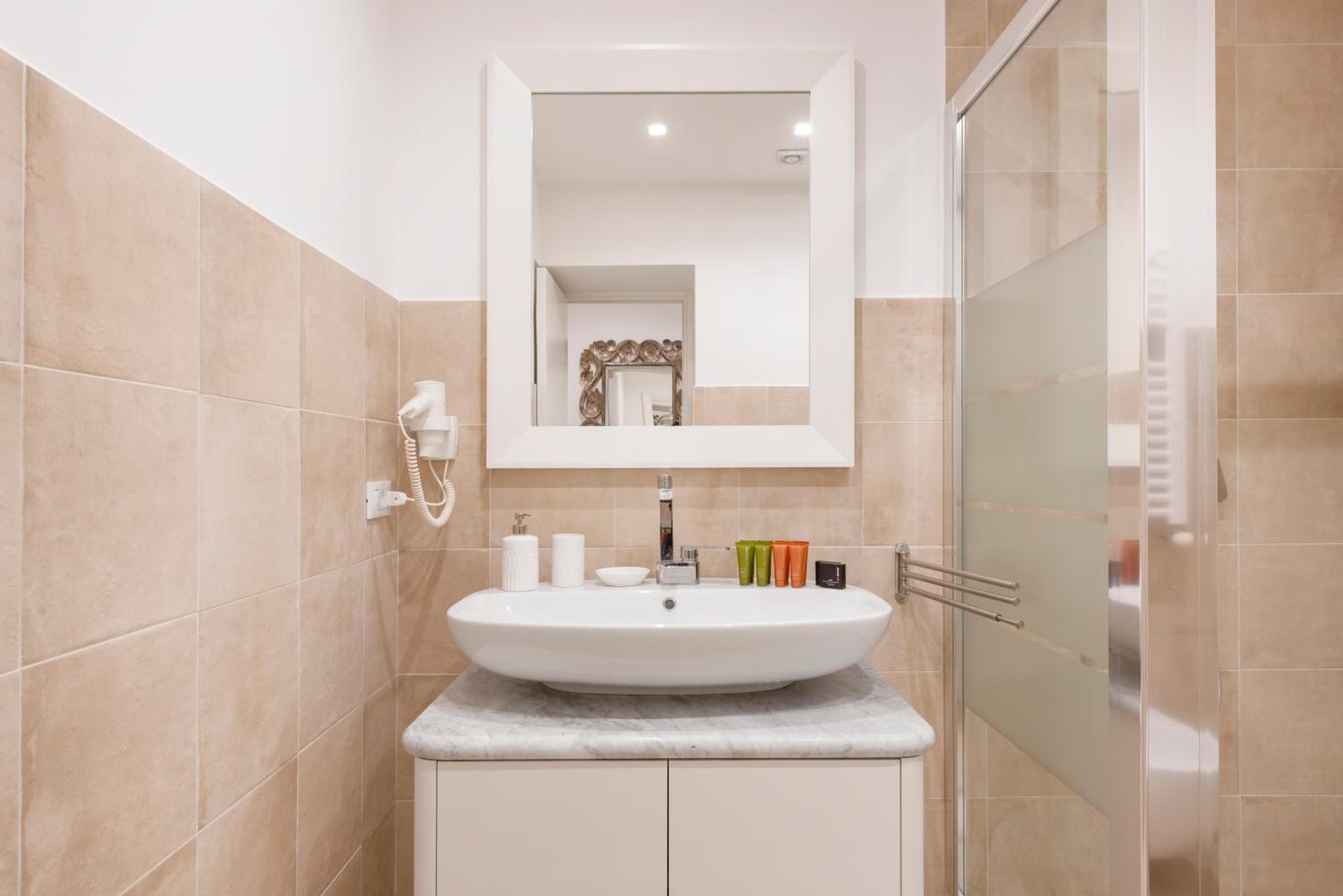 Divo Apartments - Spanish Steps
