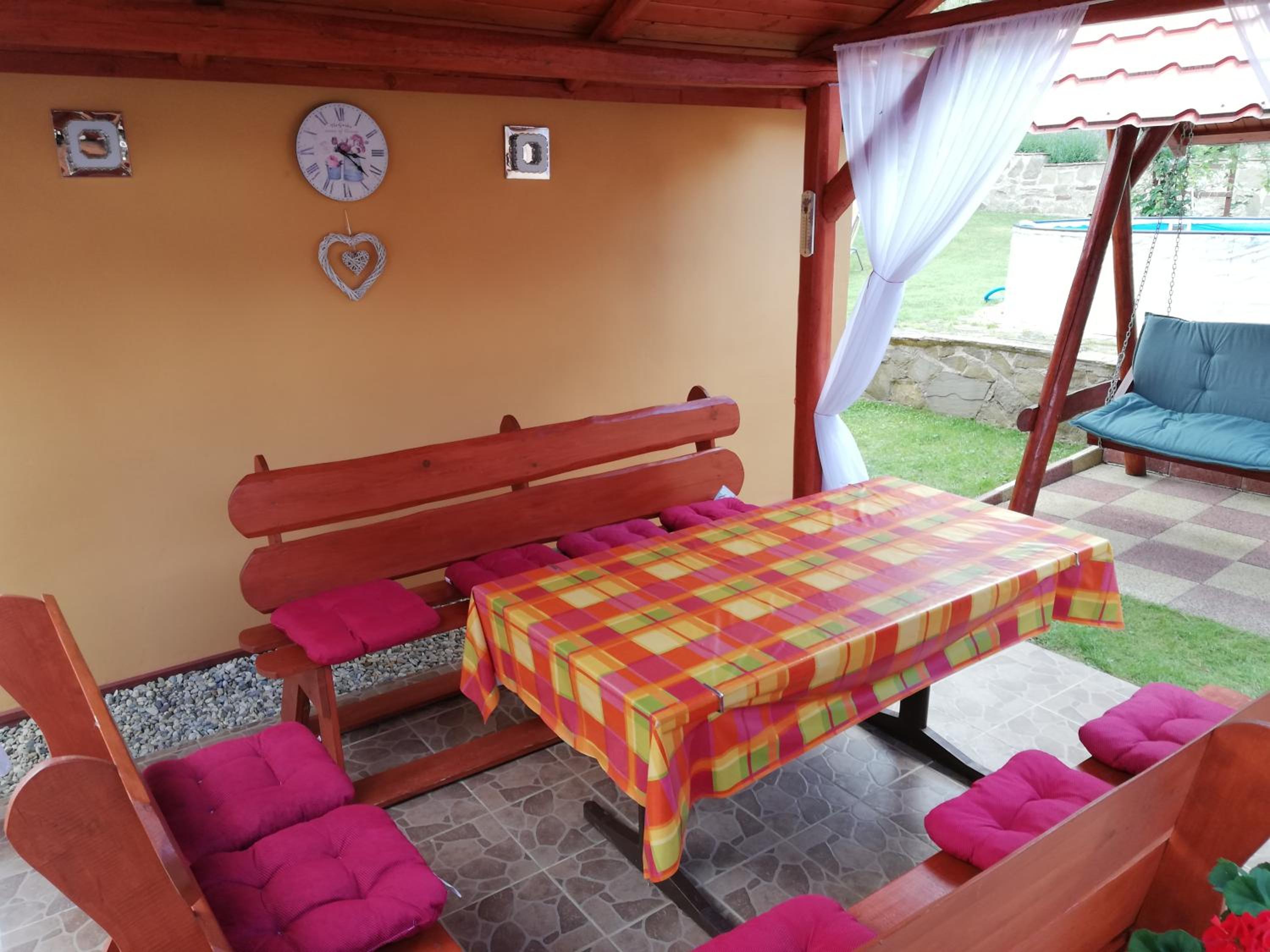Photo 6