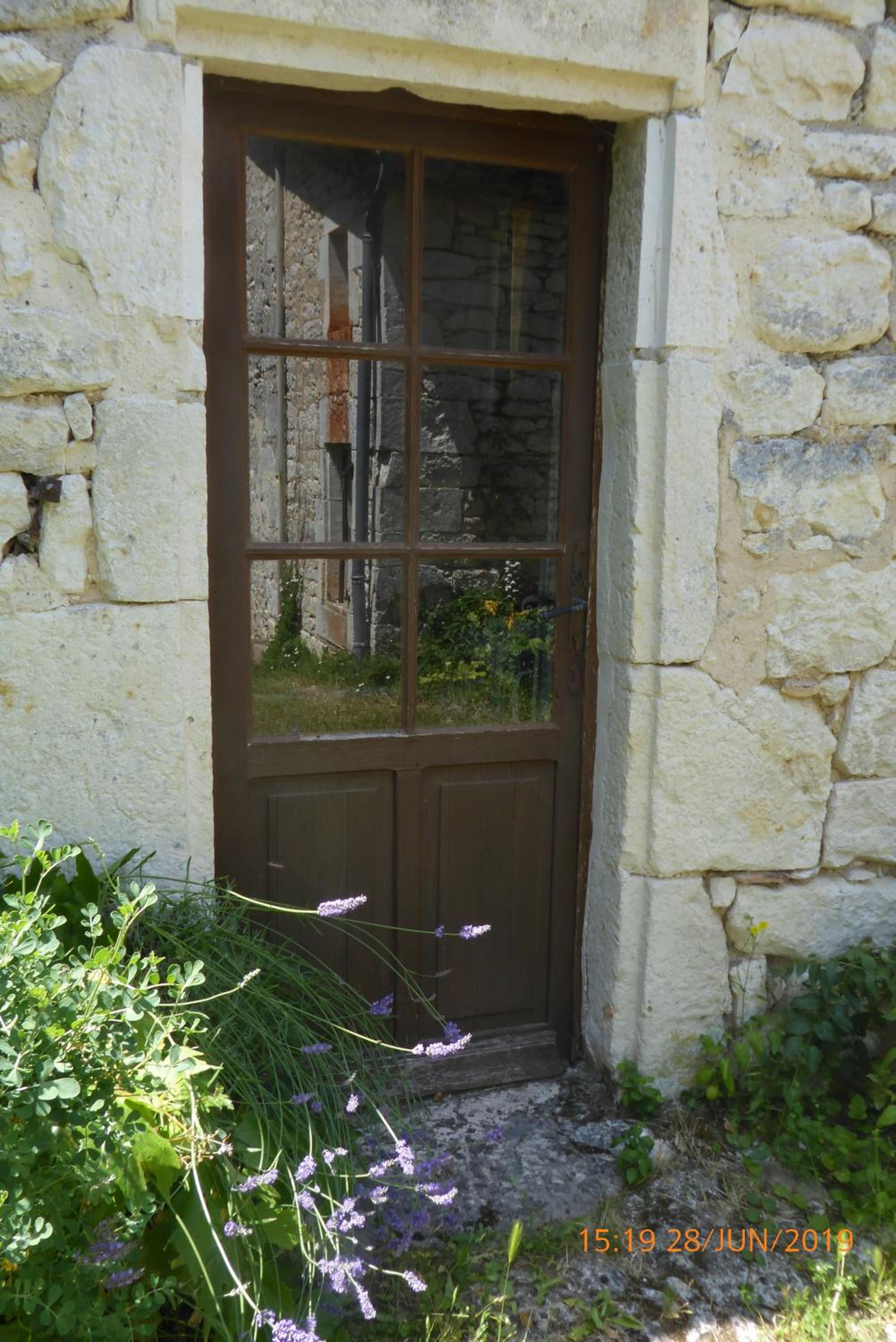 Photo 16