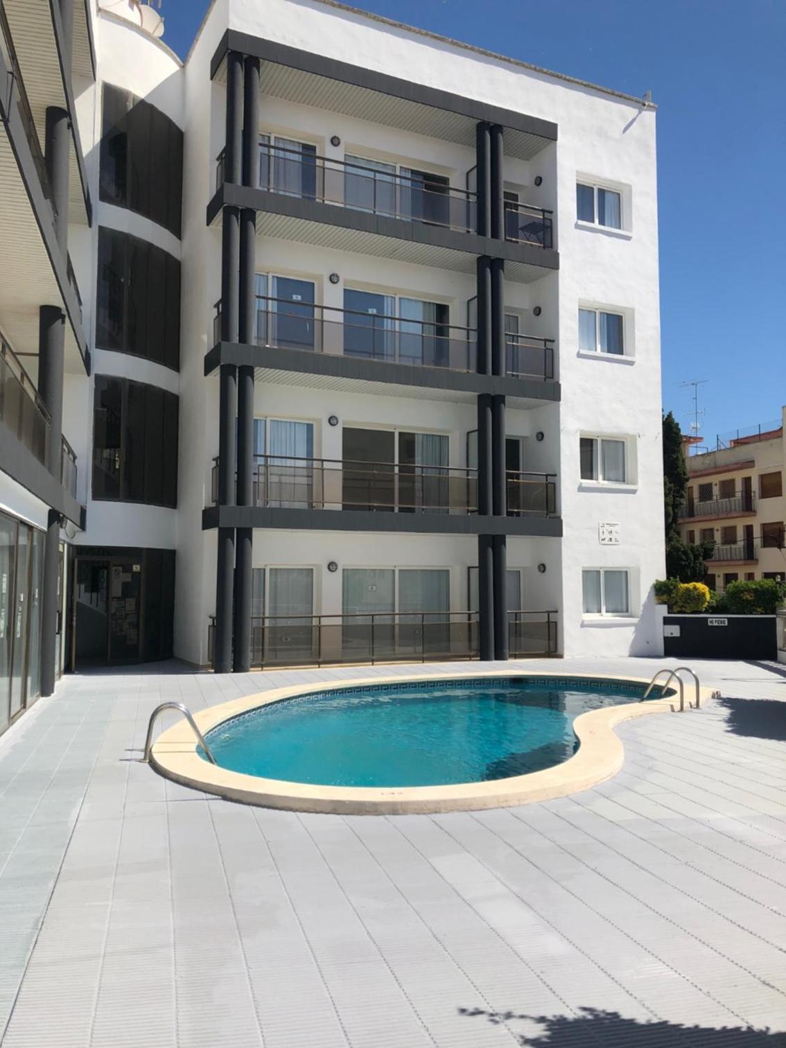 Hotel Apartamentos AR Melrose Place - Image 1