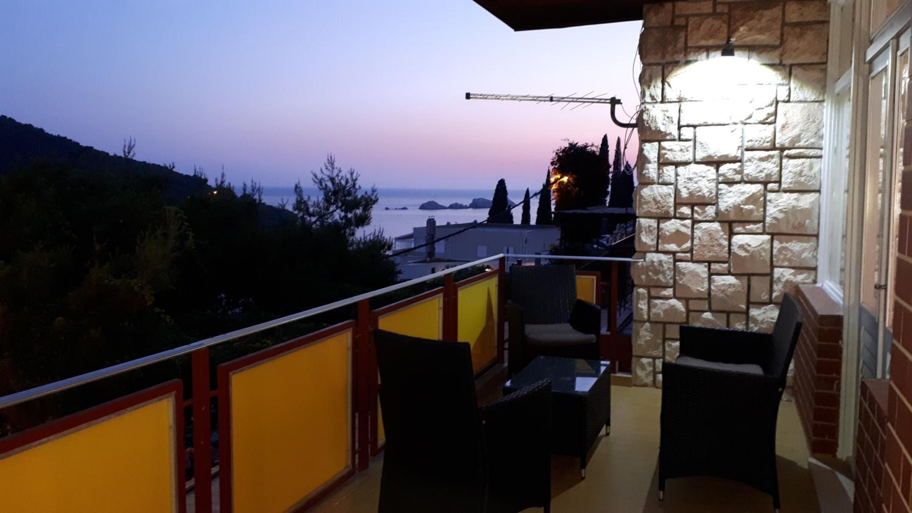 Best4You Apartment - sea view - 70 m2 - 2 bedrooms