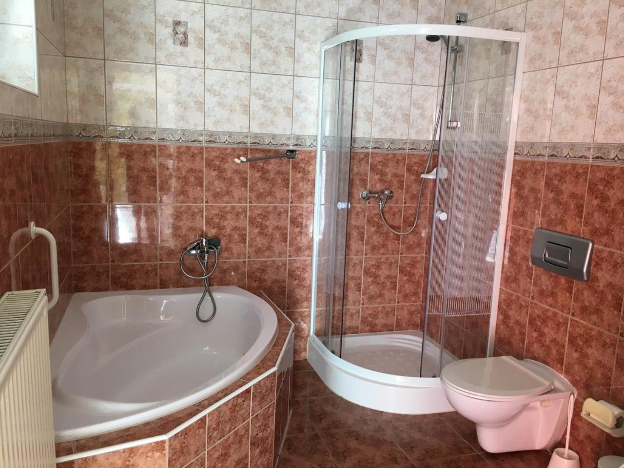 Green Park Apartment view 5