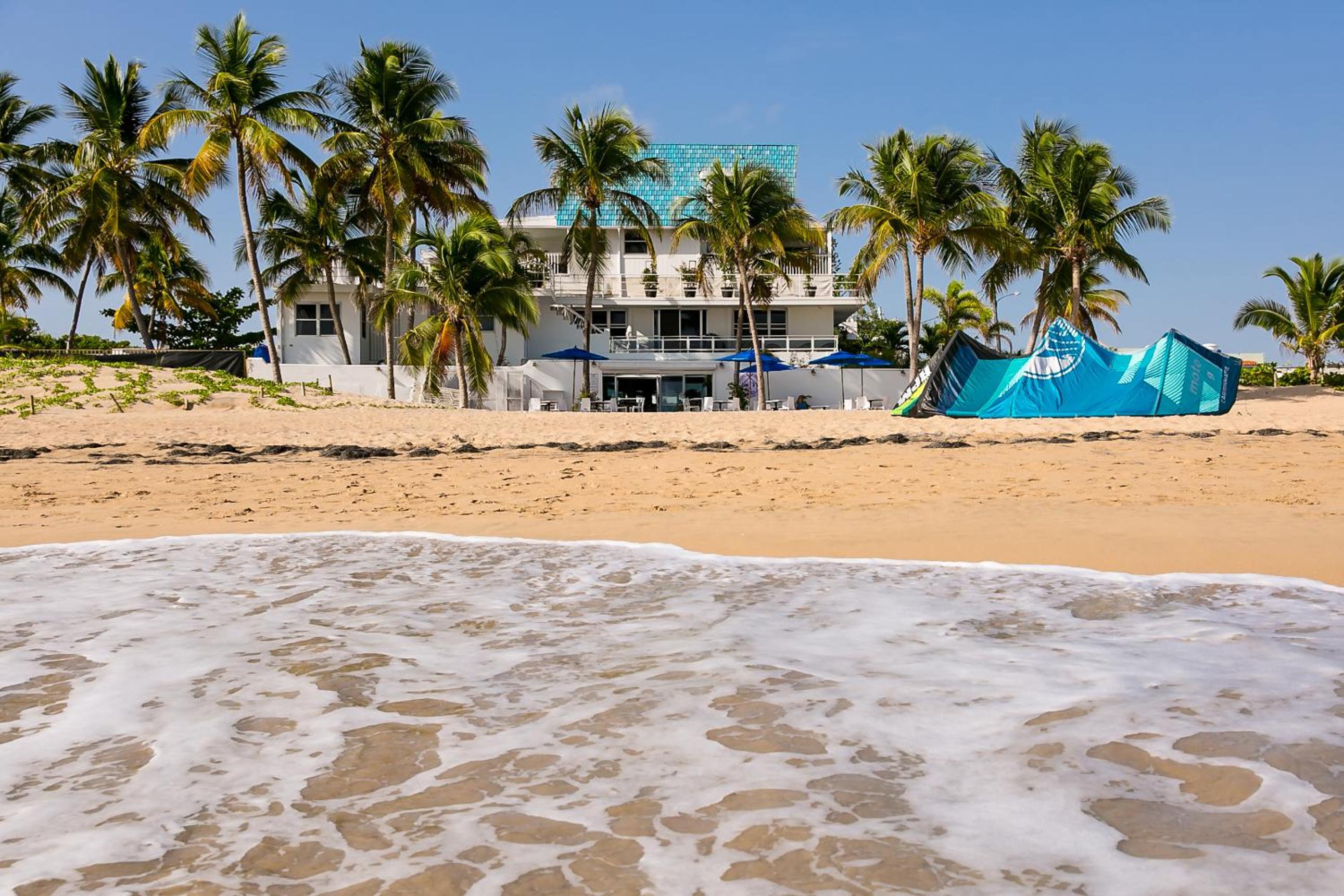 Numero Uno Beach House - Property Image 33