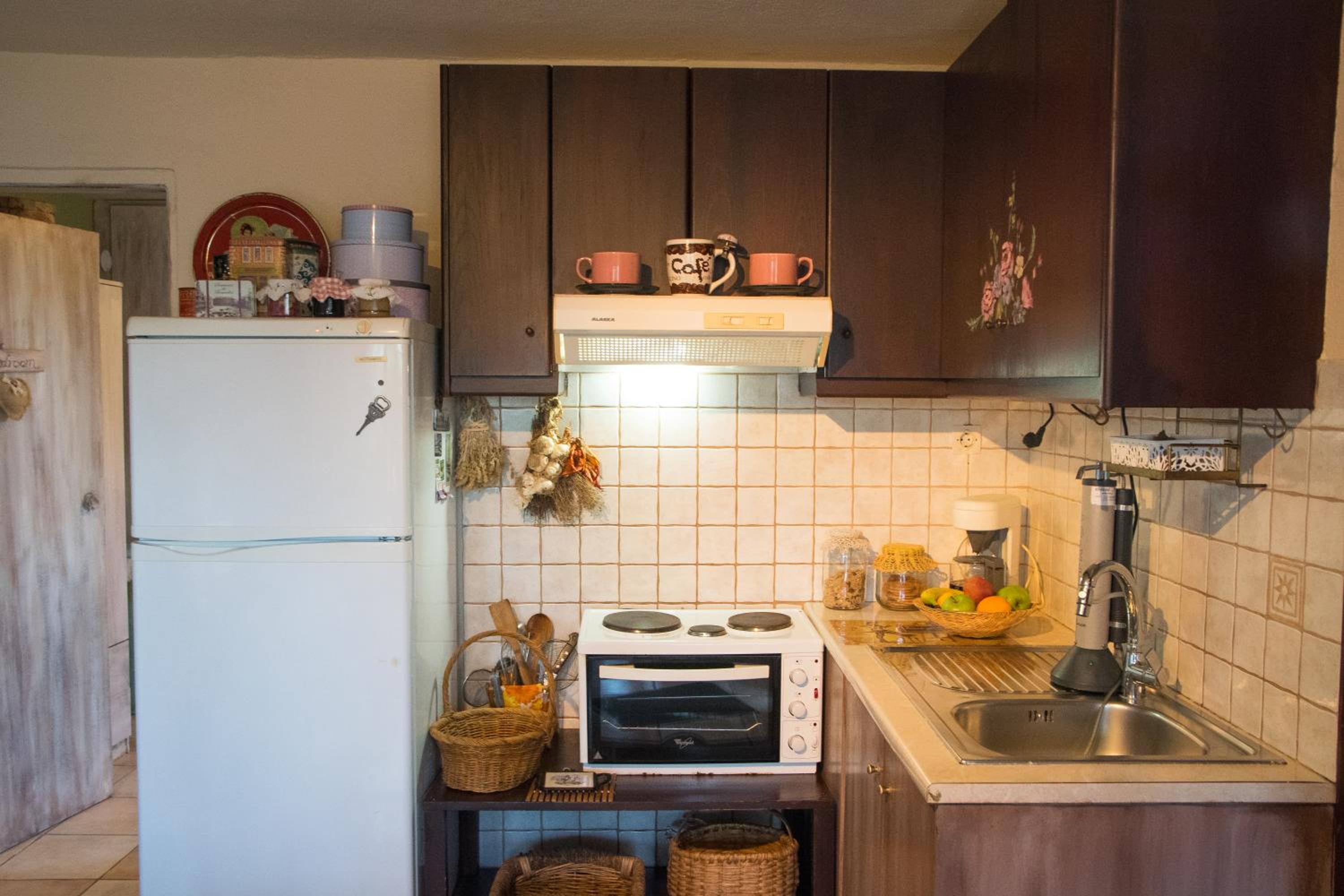 Once Upon a View Apartment Near Athens Airport