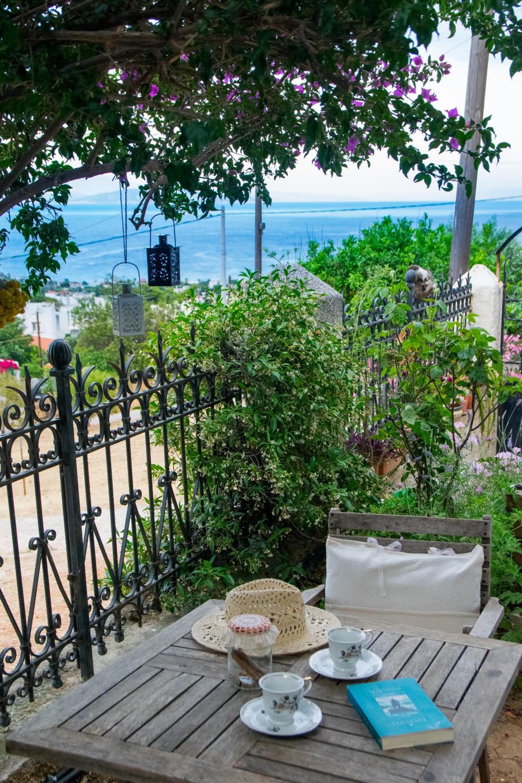 Once Upon a View Apartment Near Athens Airport