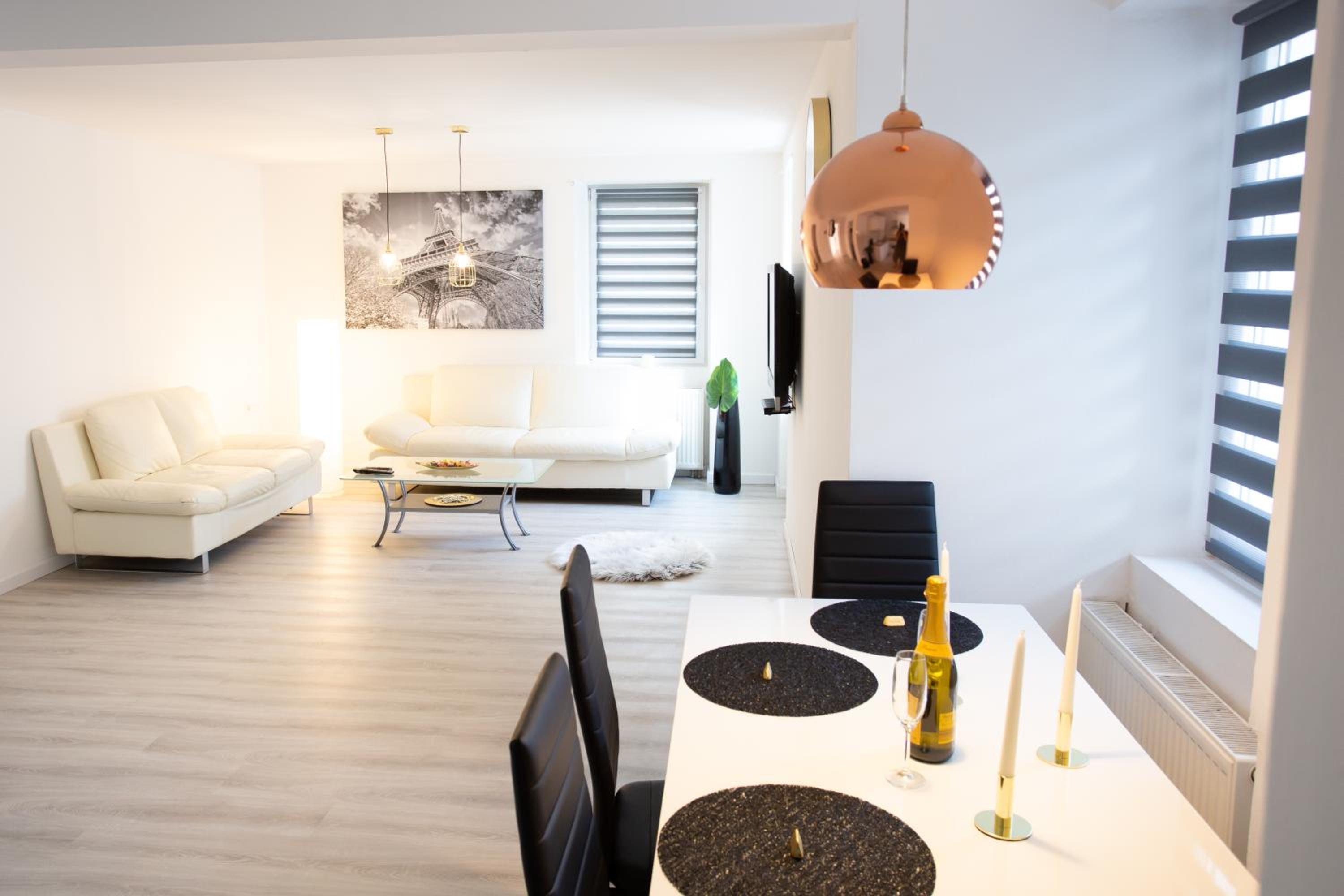 Villa Hillside Apartment view 2