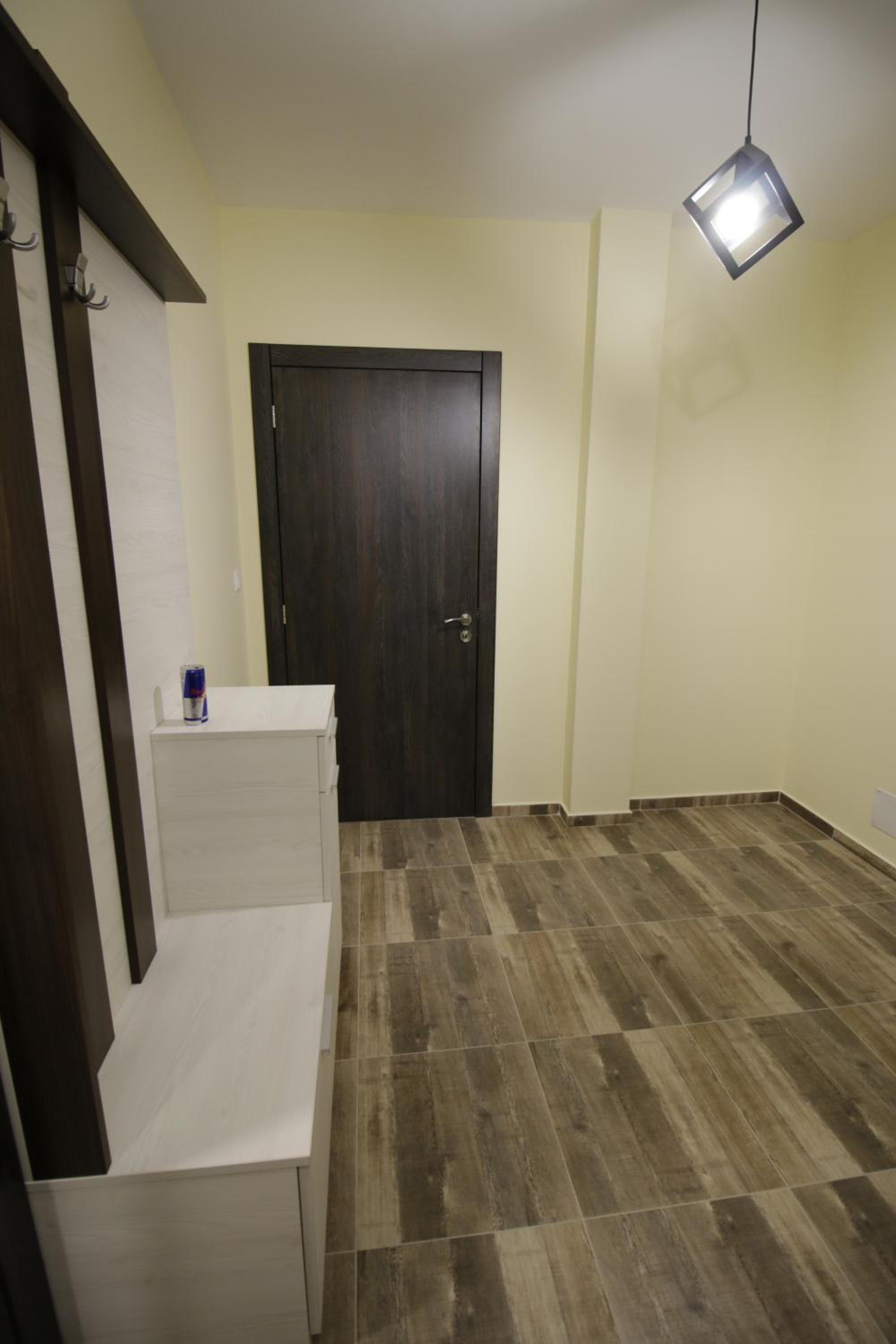 La Familia Apartments